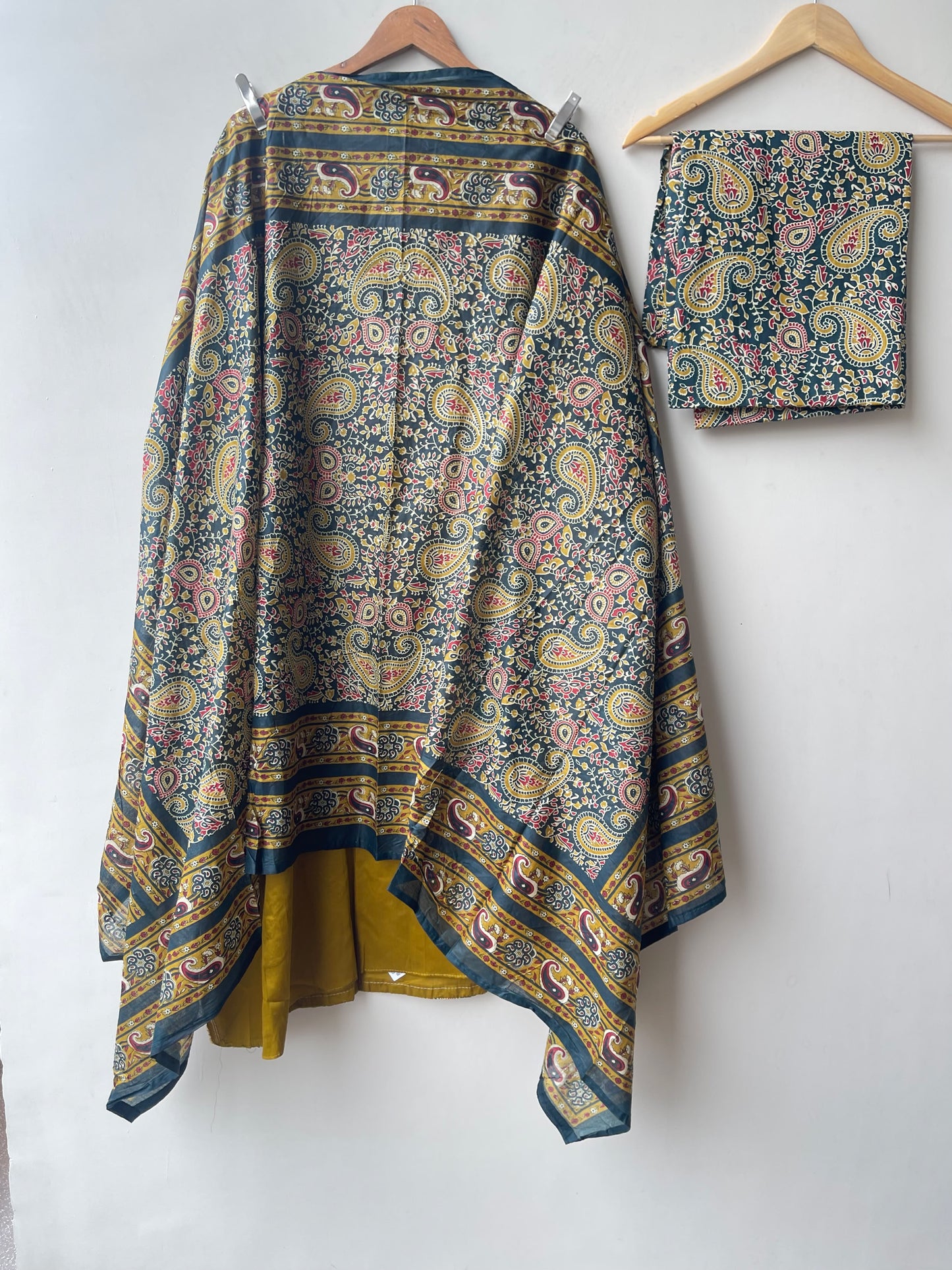 Worli art inspired cotton ladies unstitched suit Rc19082 (c)
