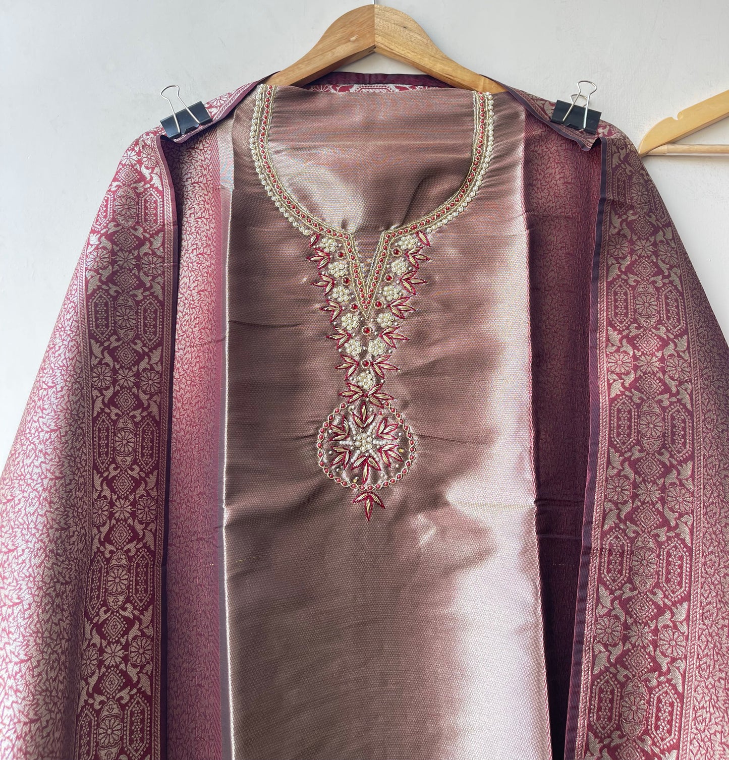 Shimmer Giraffe Silk woven unstitched ladies suit