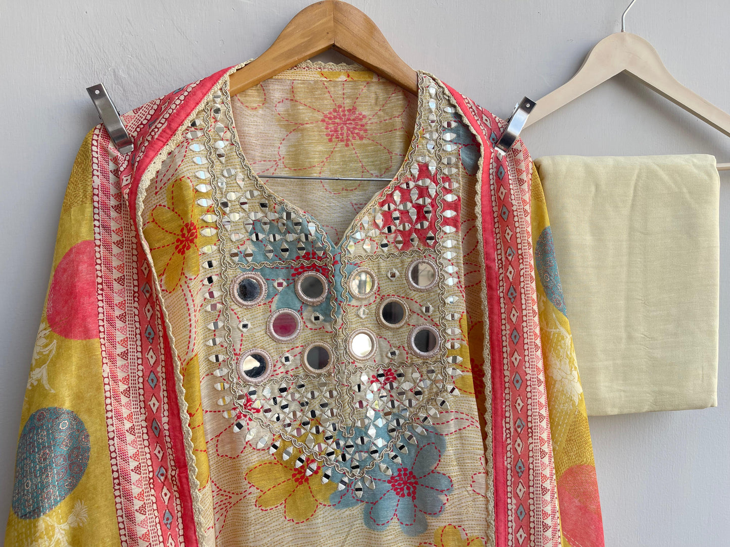 Pure Linen Printed Unstitched Ladies Suit RC-18460
