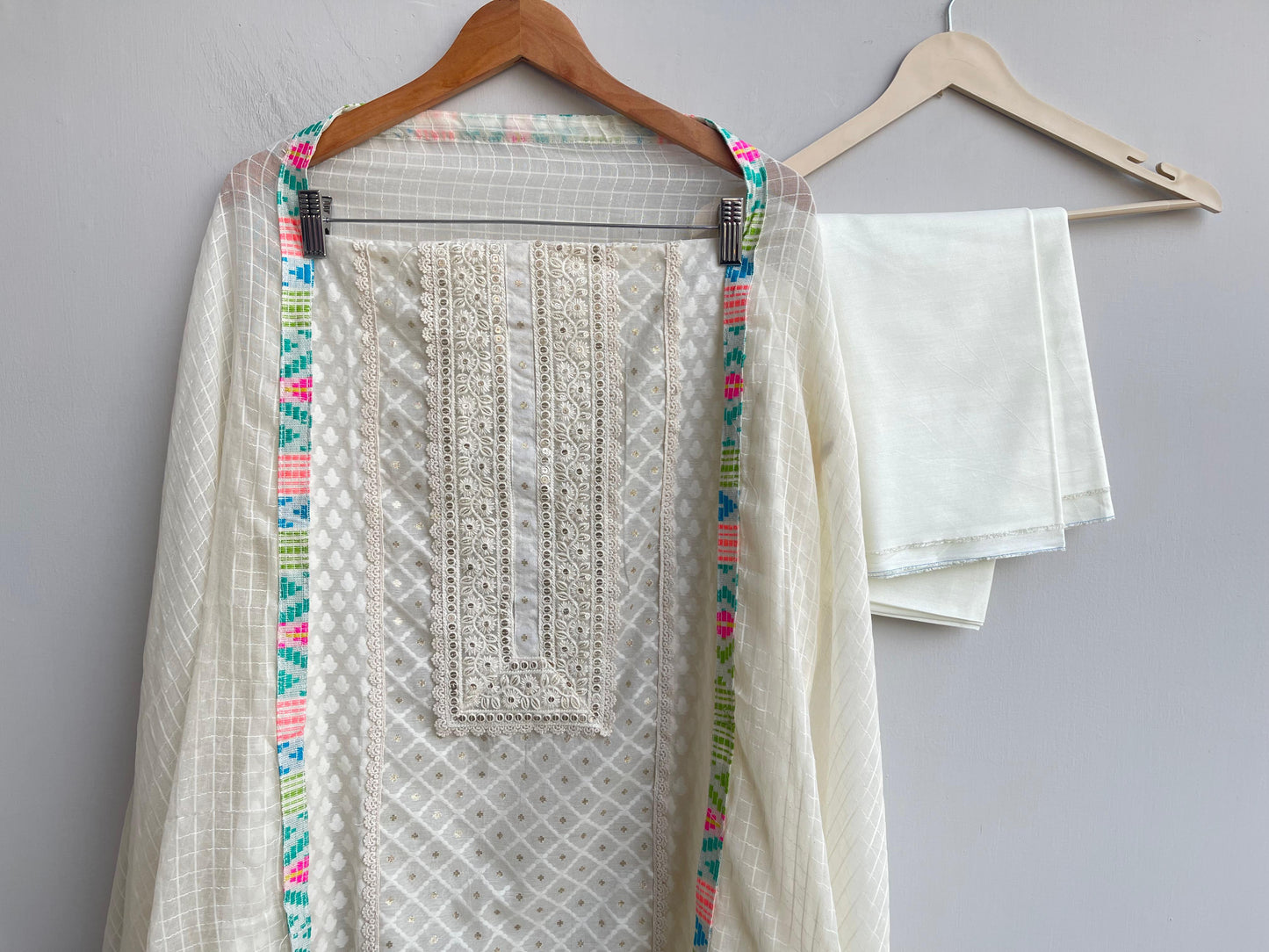 Banarasi self mul chanderi unstitched ladies suit Rc18586