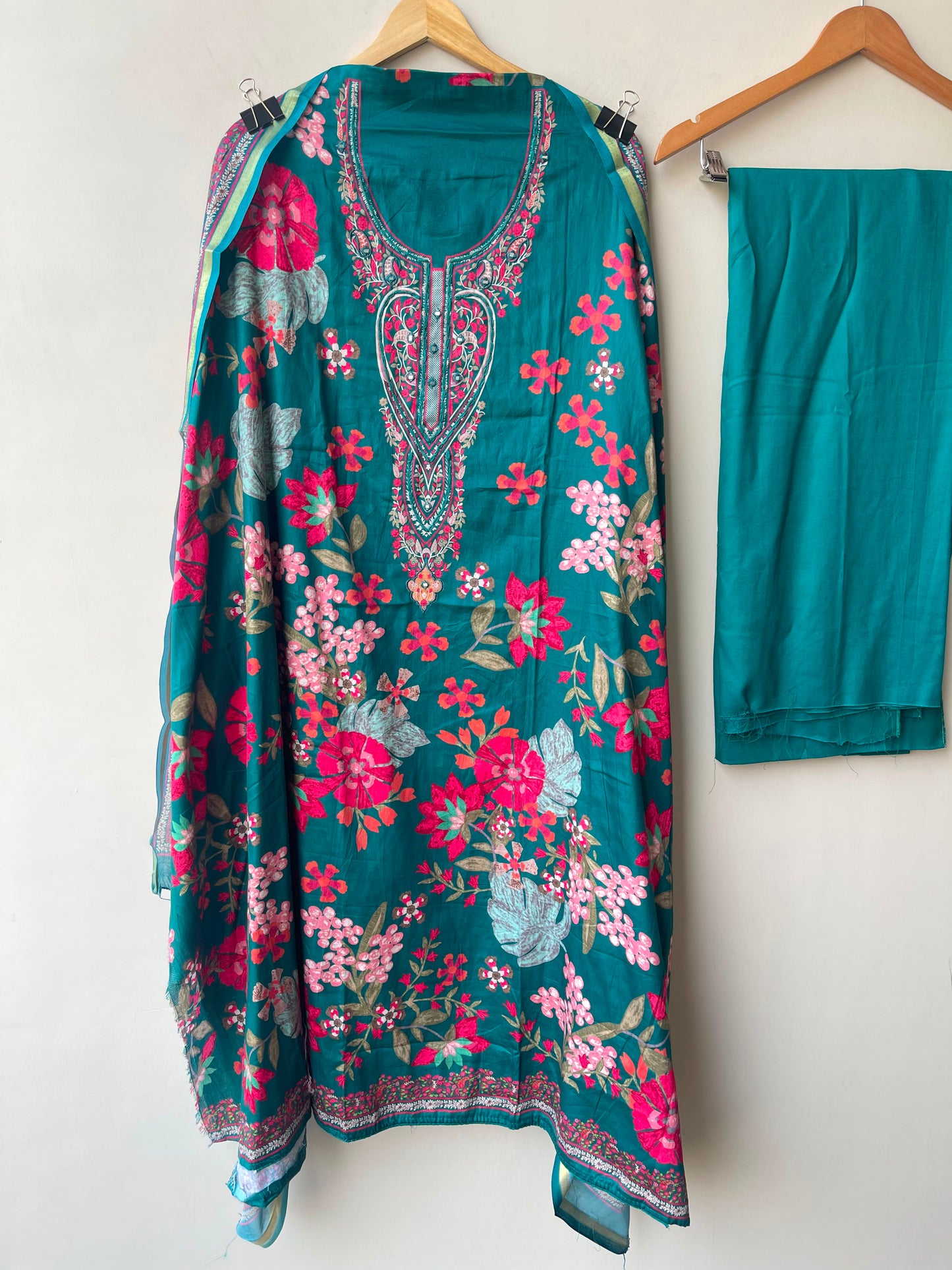 Cotton printed unstitched ladies suit Rc19013