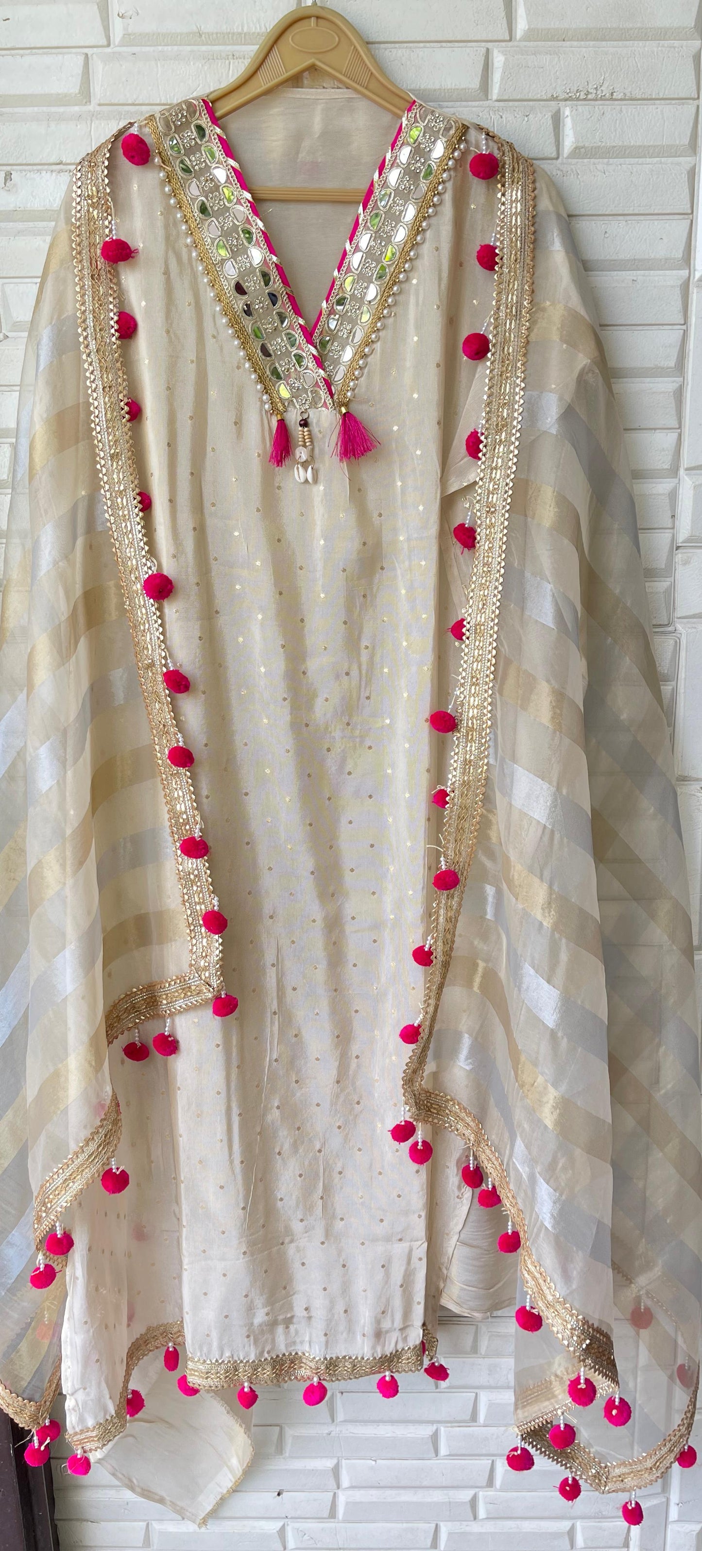 Banarasi shimmer silk unstitched ladies suit Rc17751