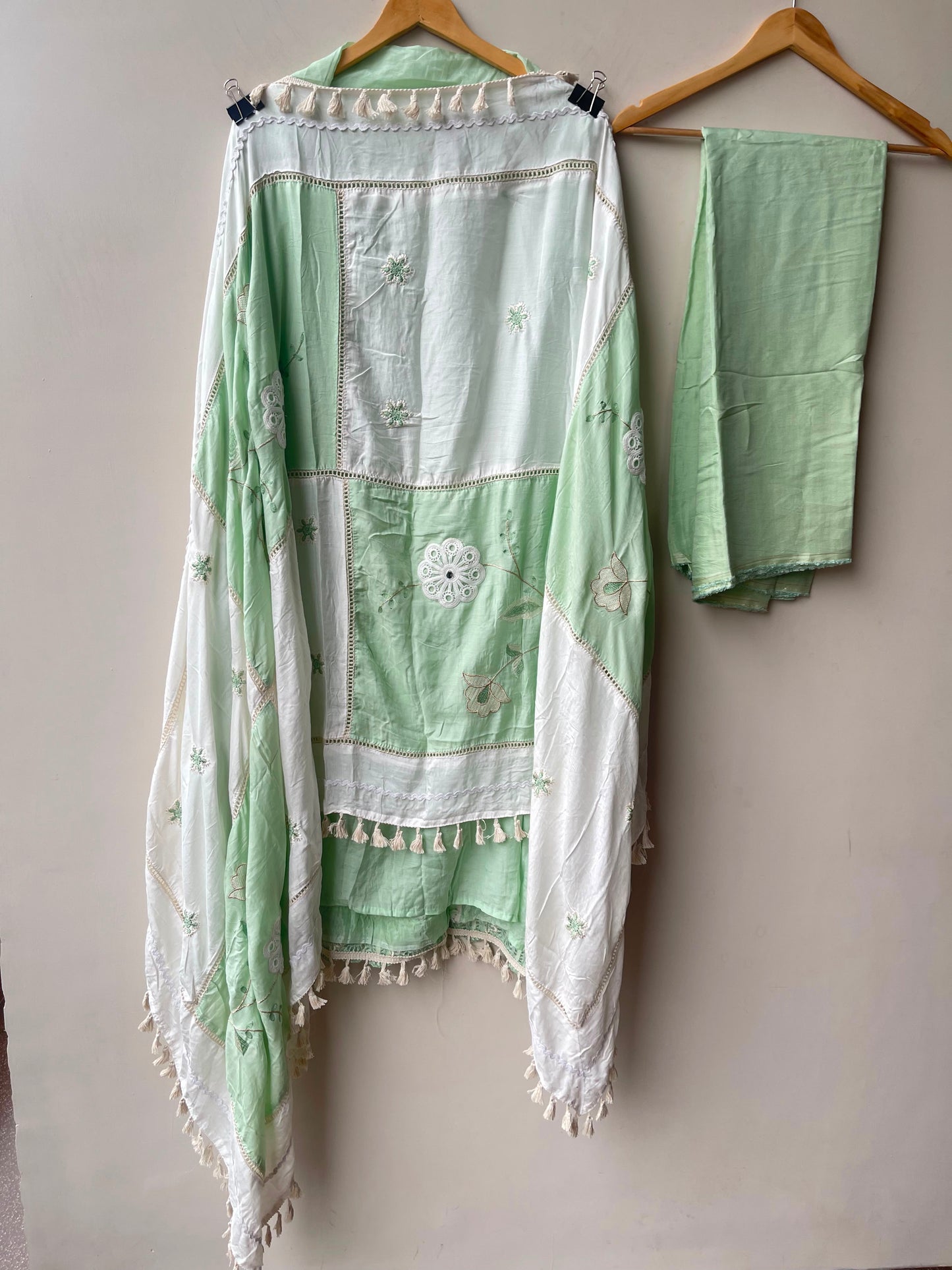 Mul chanderi unstitched ladies suit Rc19130 (a)