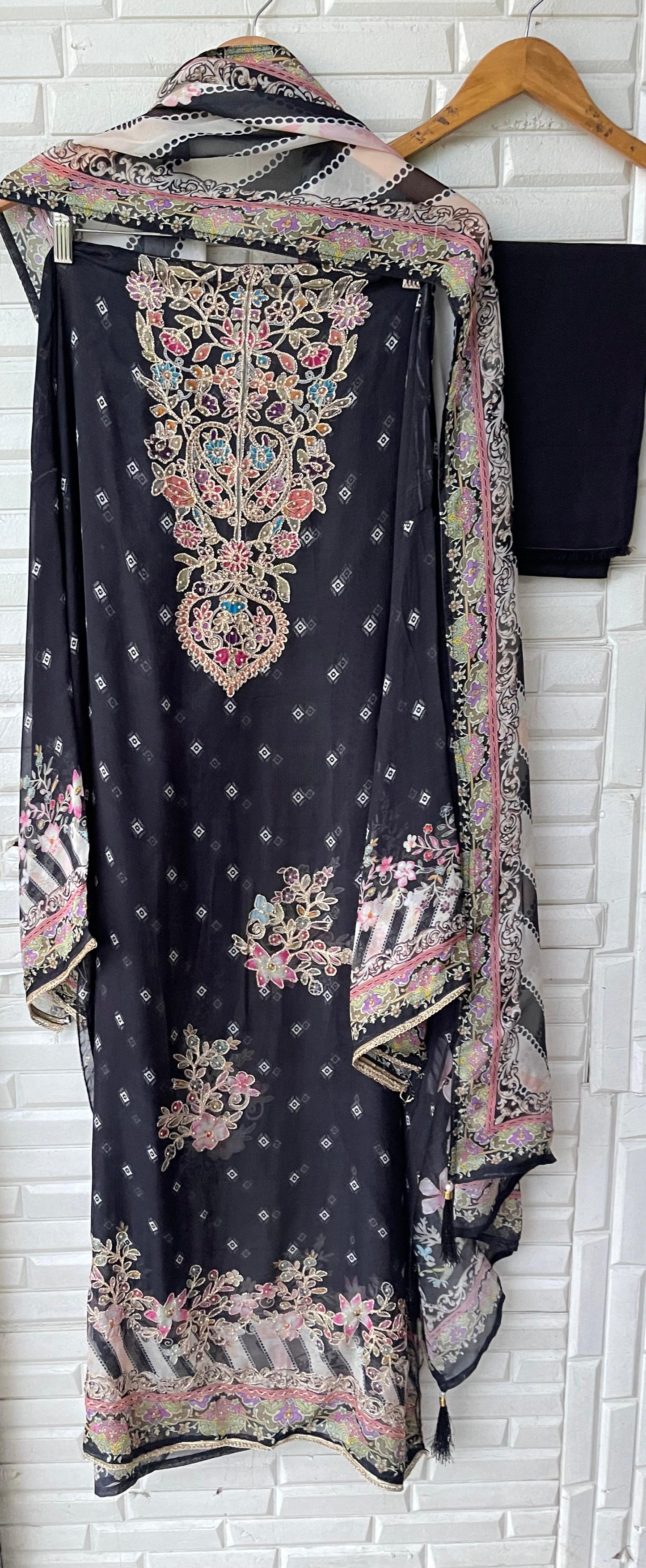 Organza unstitched ladies suit Rc17609