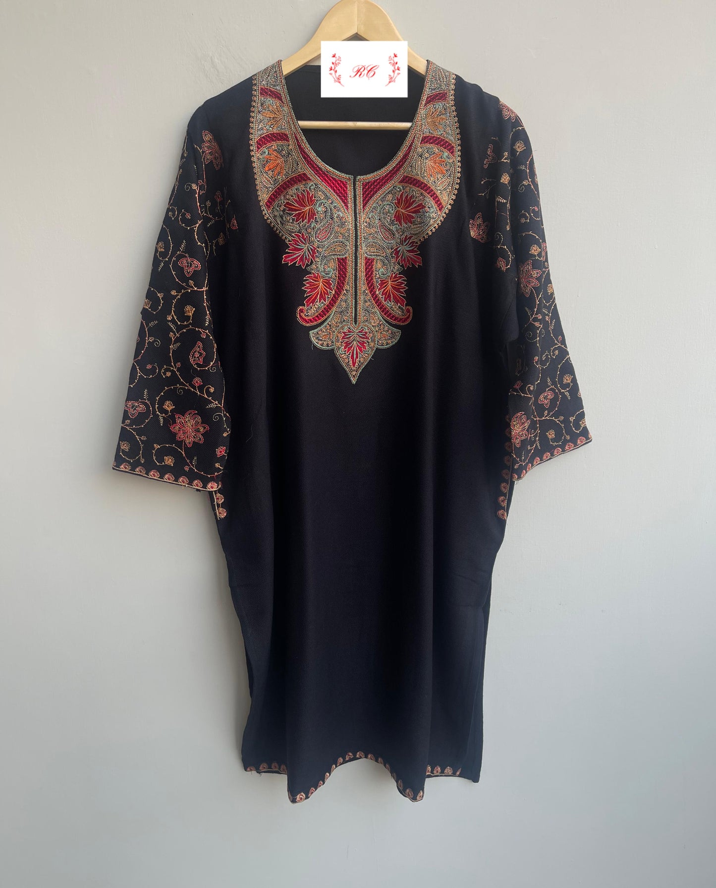 Kashmiri pheron readymade ladies kurta only Rc18108 (a)