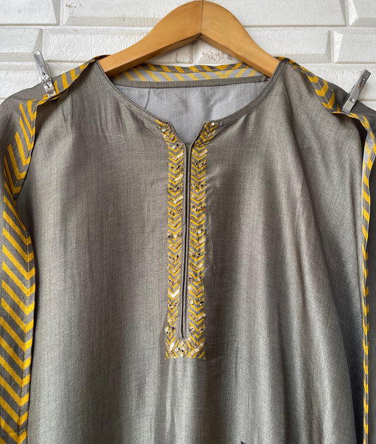 Silk printed unstitched fabric ladies suit Rc17993