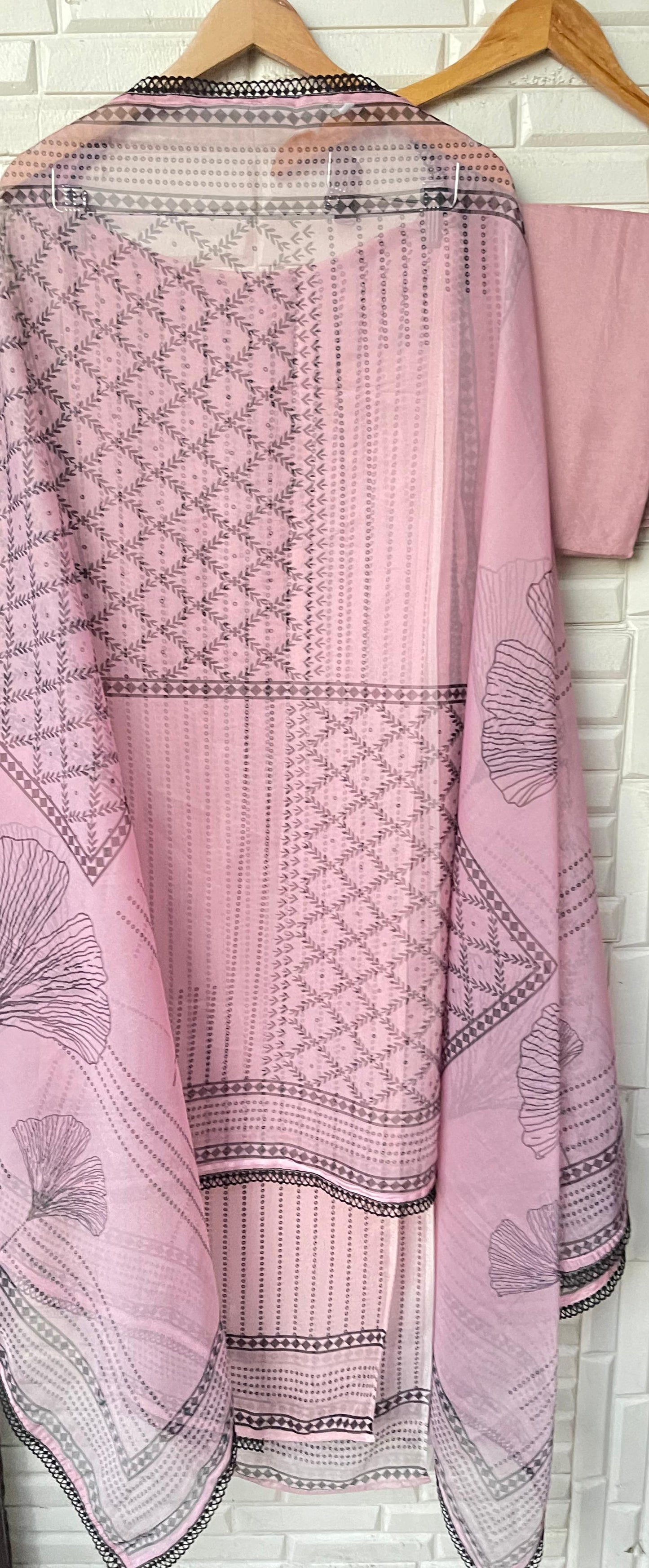 Organza unstitched ladies suit Rc17515  (a)