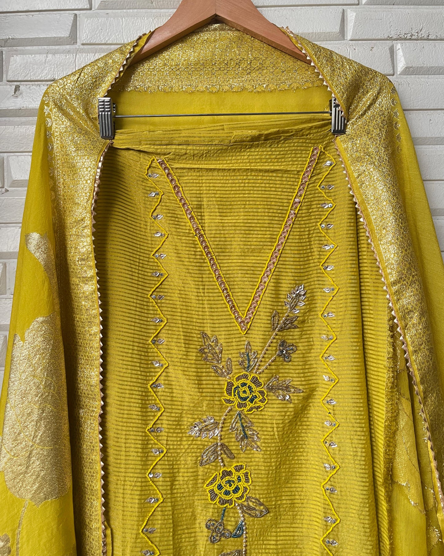 Banarasi shimmer silk unstitched ladies suit Rc17790