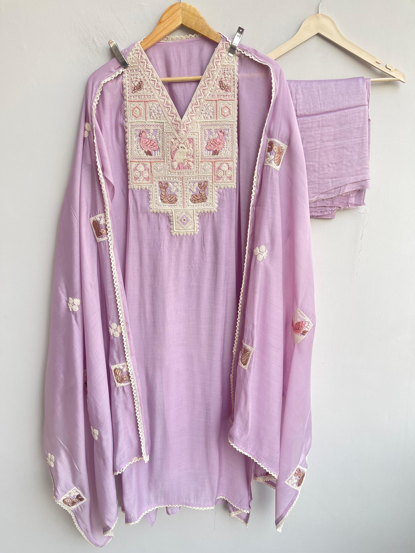 Mul chanderi unstitched ladies suit Rc18458 (a)