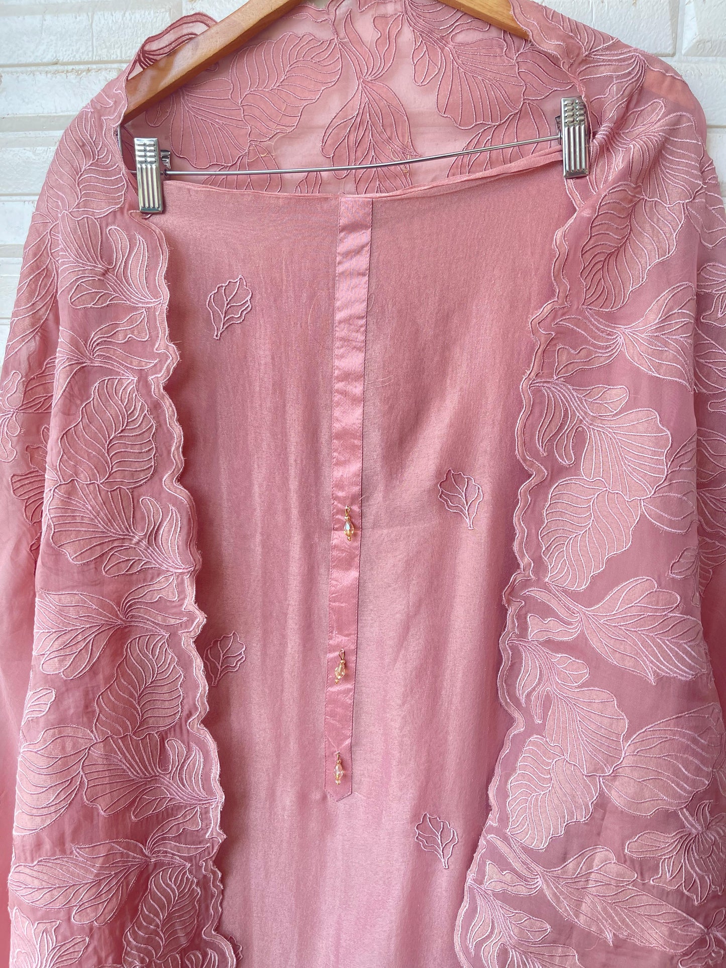 Shimmer silk unstitched ladies suit (a)