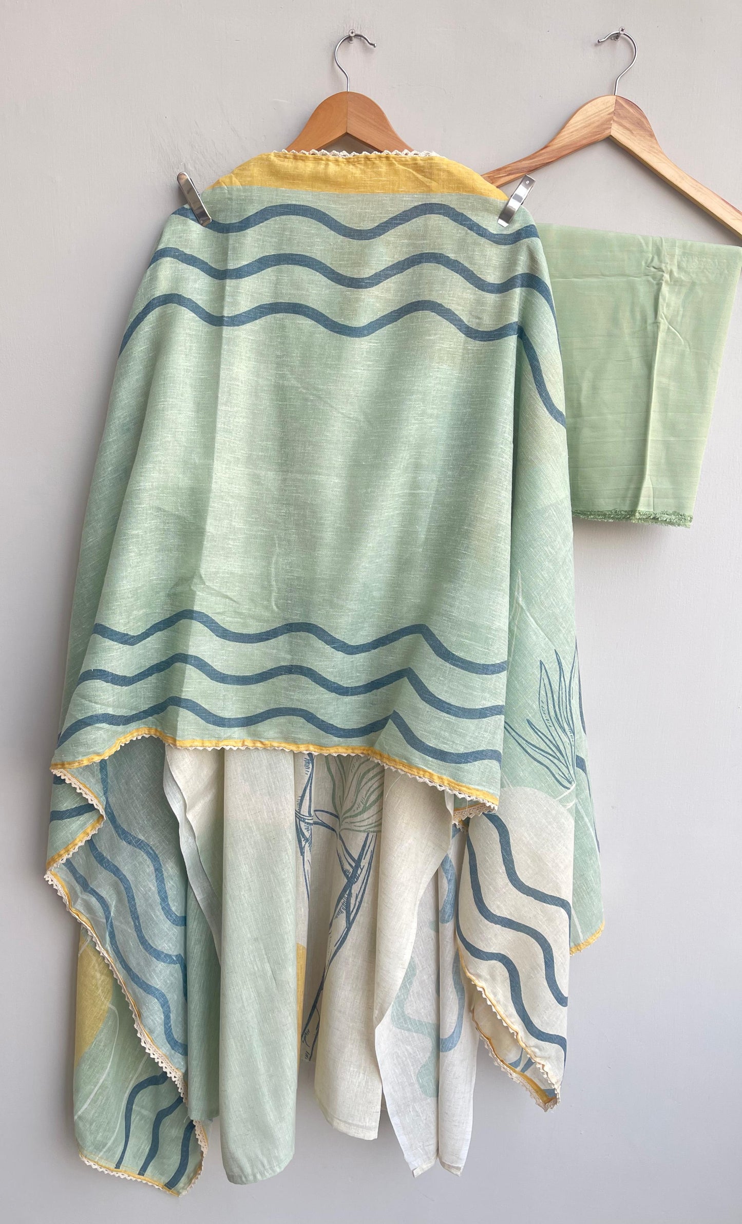 Linen printed unstitched ladies suit Rc18477