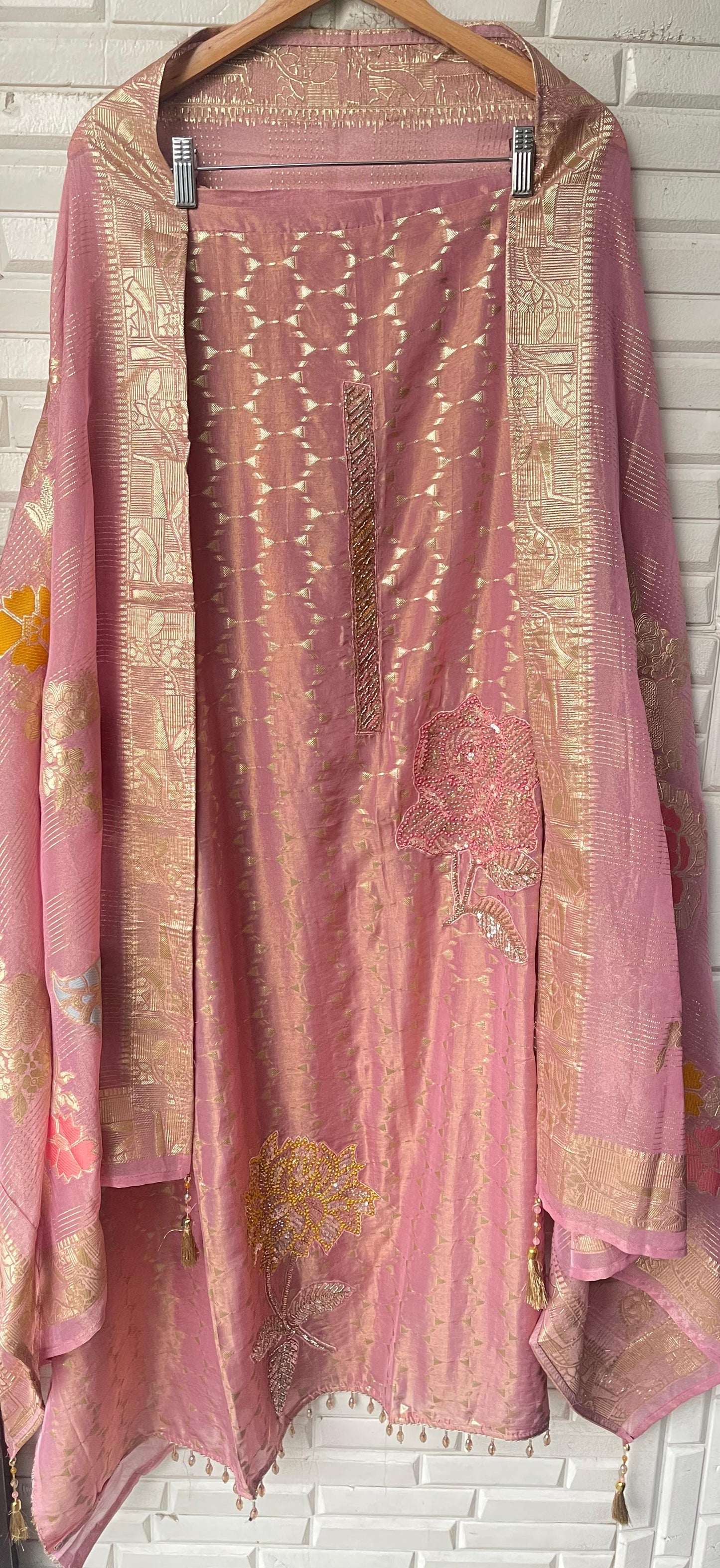 Banarasi shimmer silk unstitched ladies suit Rc17761 (b)