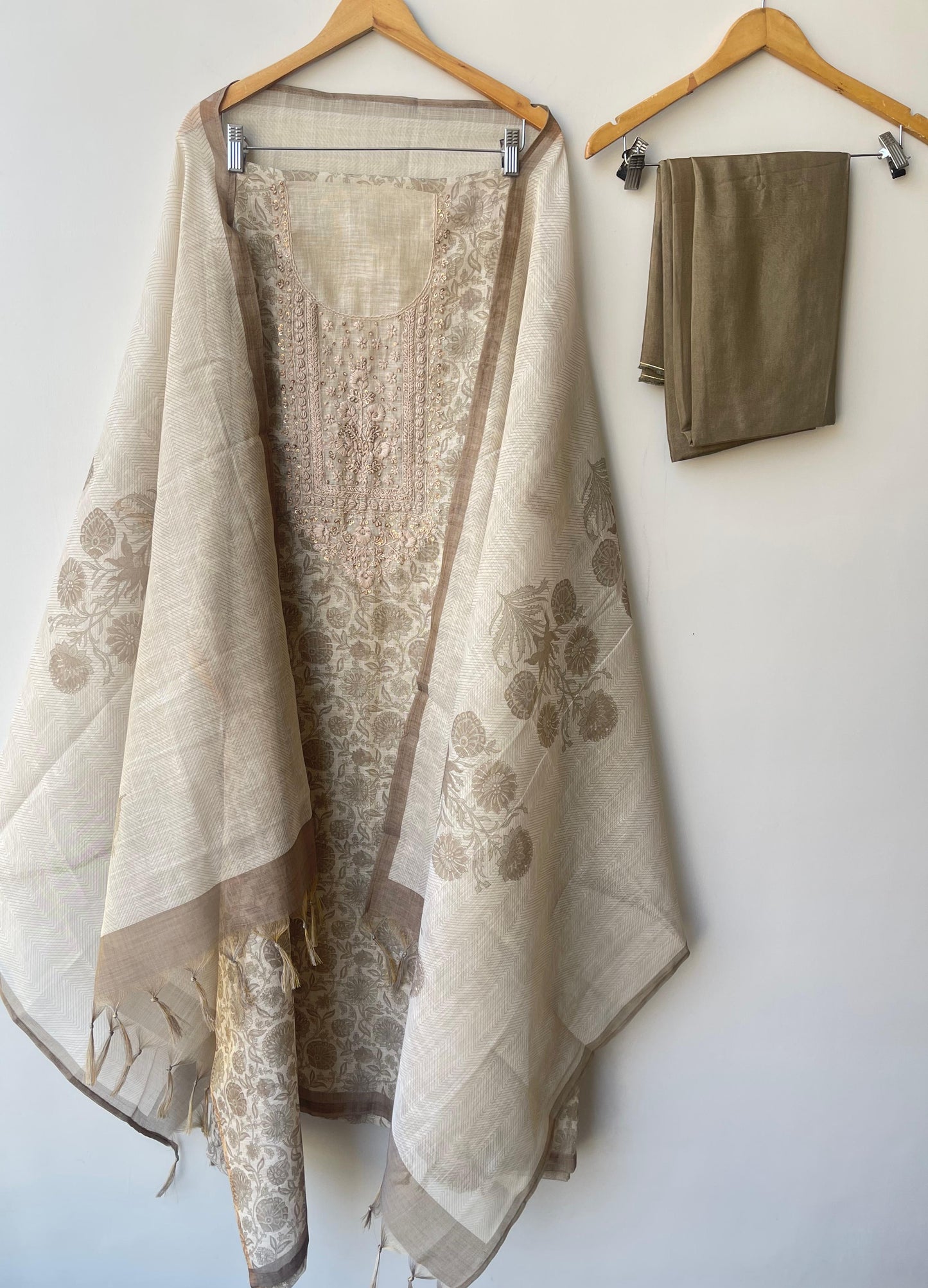 Shimmer Linen Unstitched Ladies Suit RC18700 (b) – view 4