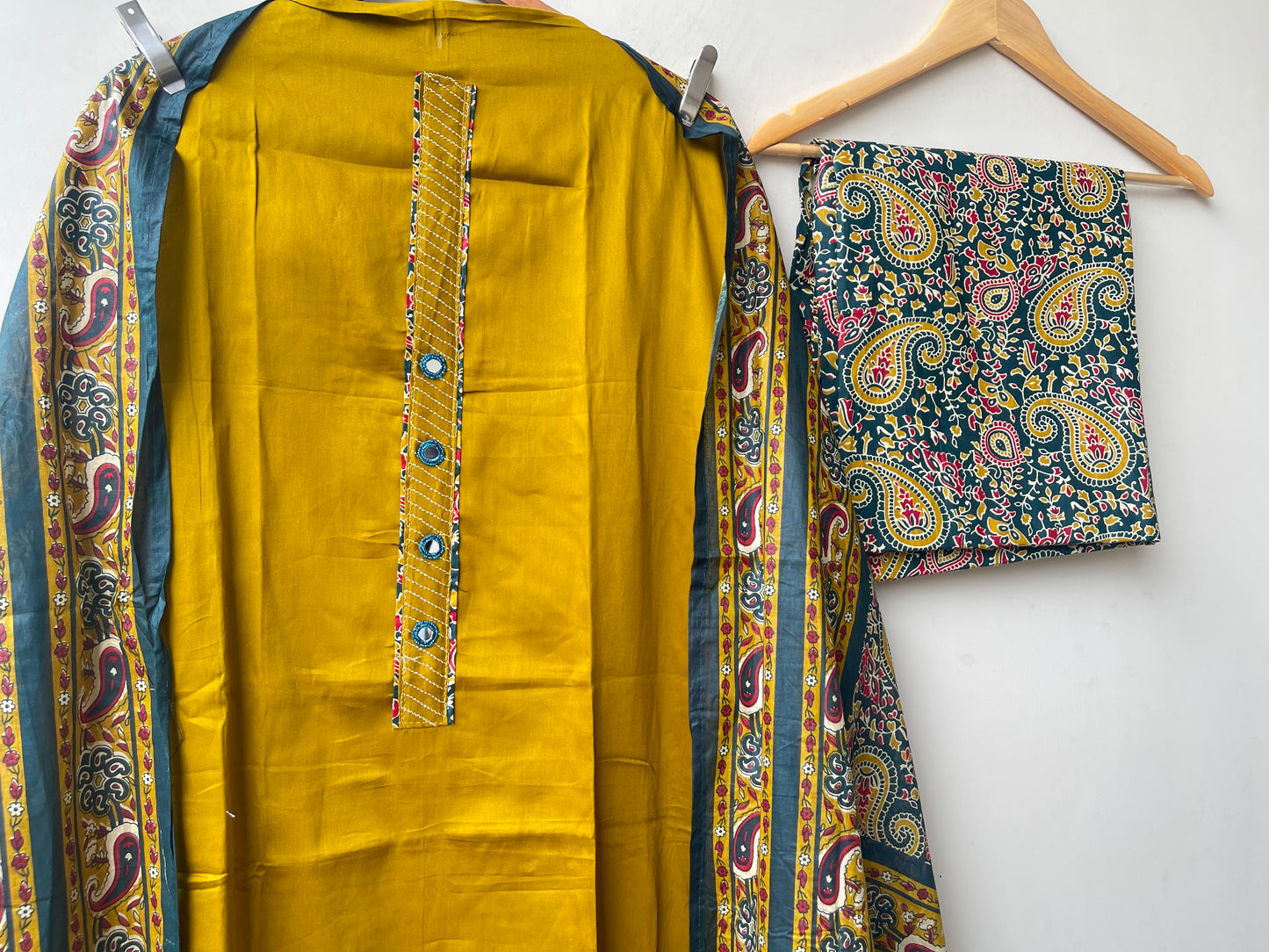 Worli art inspired cotton ladies unstitched suit Rc19082 (c)