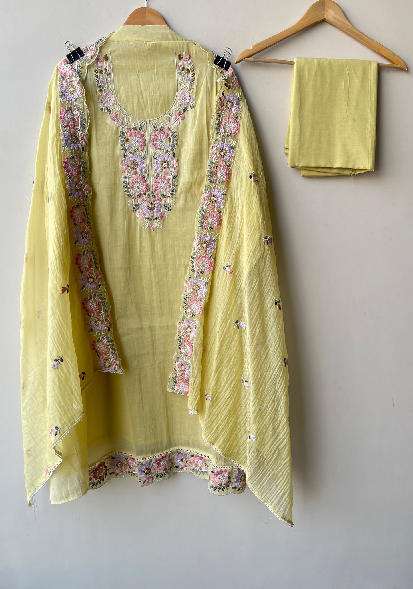 Mul chanderi unstitched ladies suit Rc19101