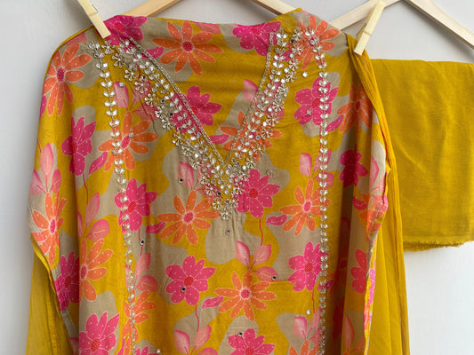 Self soft organza unstitched ladies suit Rc17951