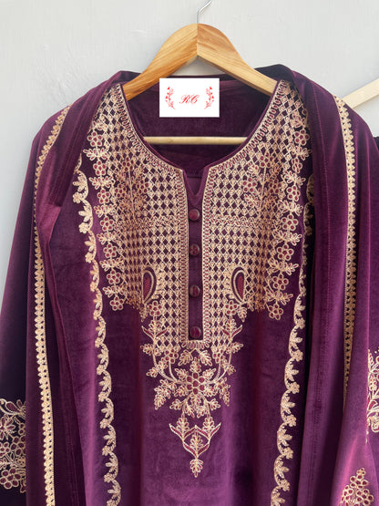 Readymade velvet ladies winter suit Rc18824