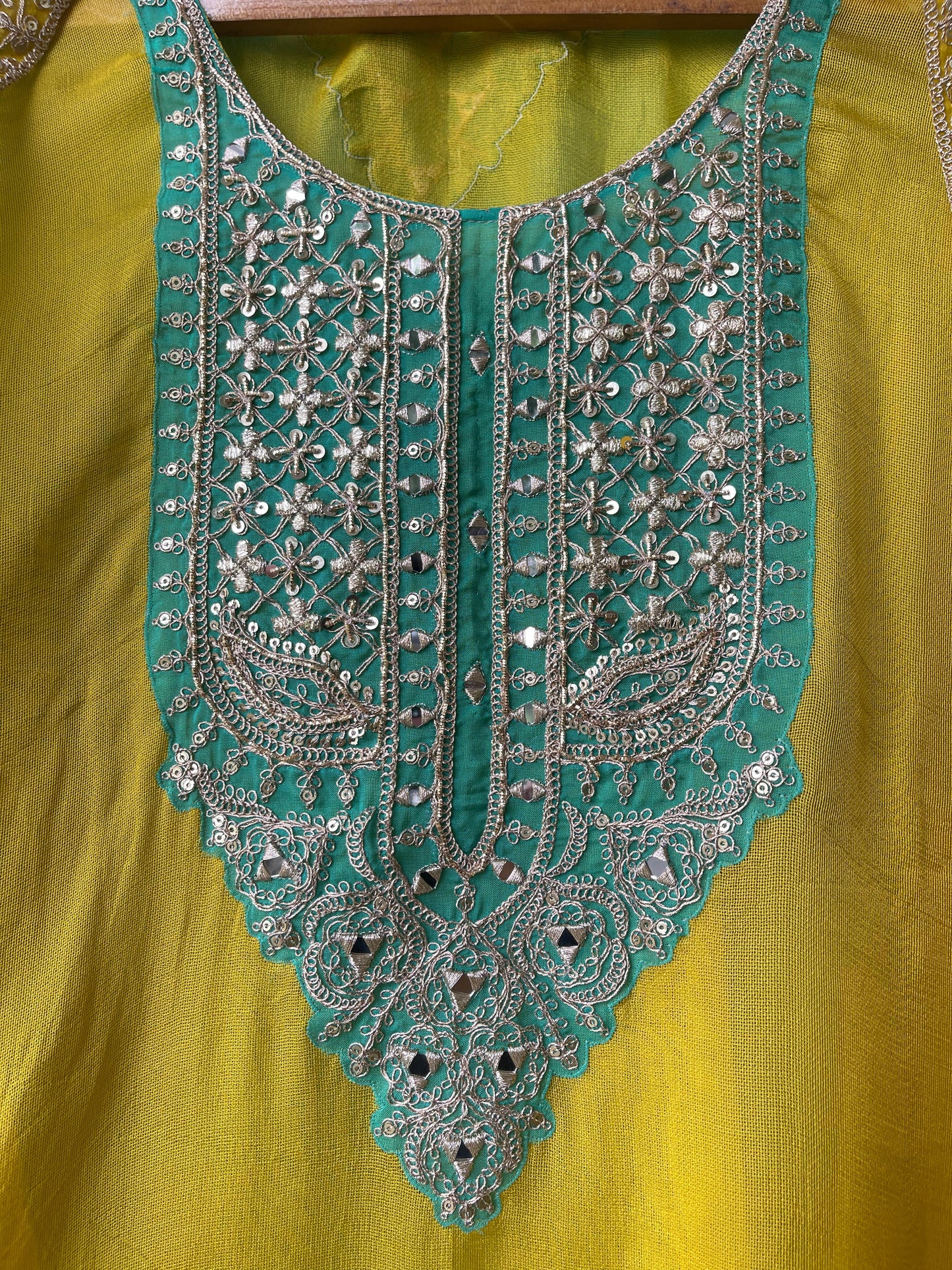 Burberry unstitched ladies suit Rc17783