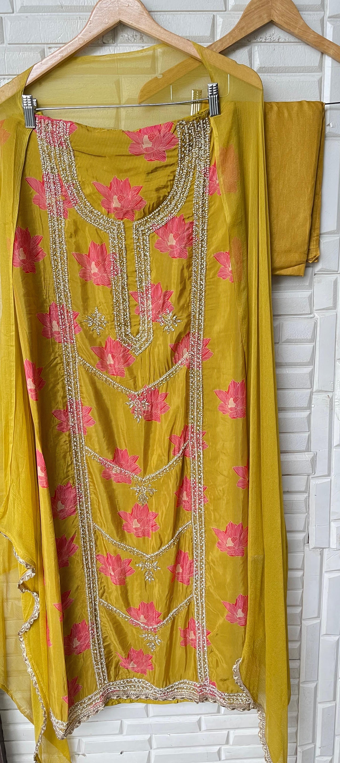 Organza unstitched ladies suit Rc17547