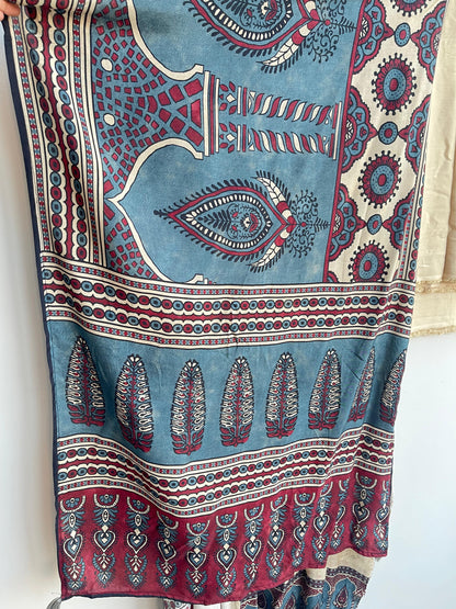 Self muslin unstitched ladies suit Rc18504