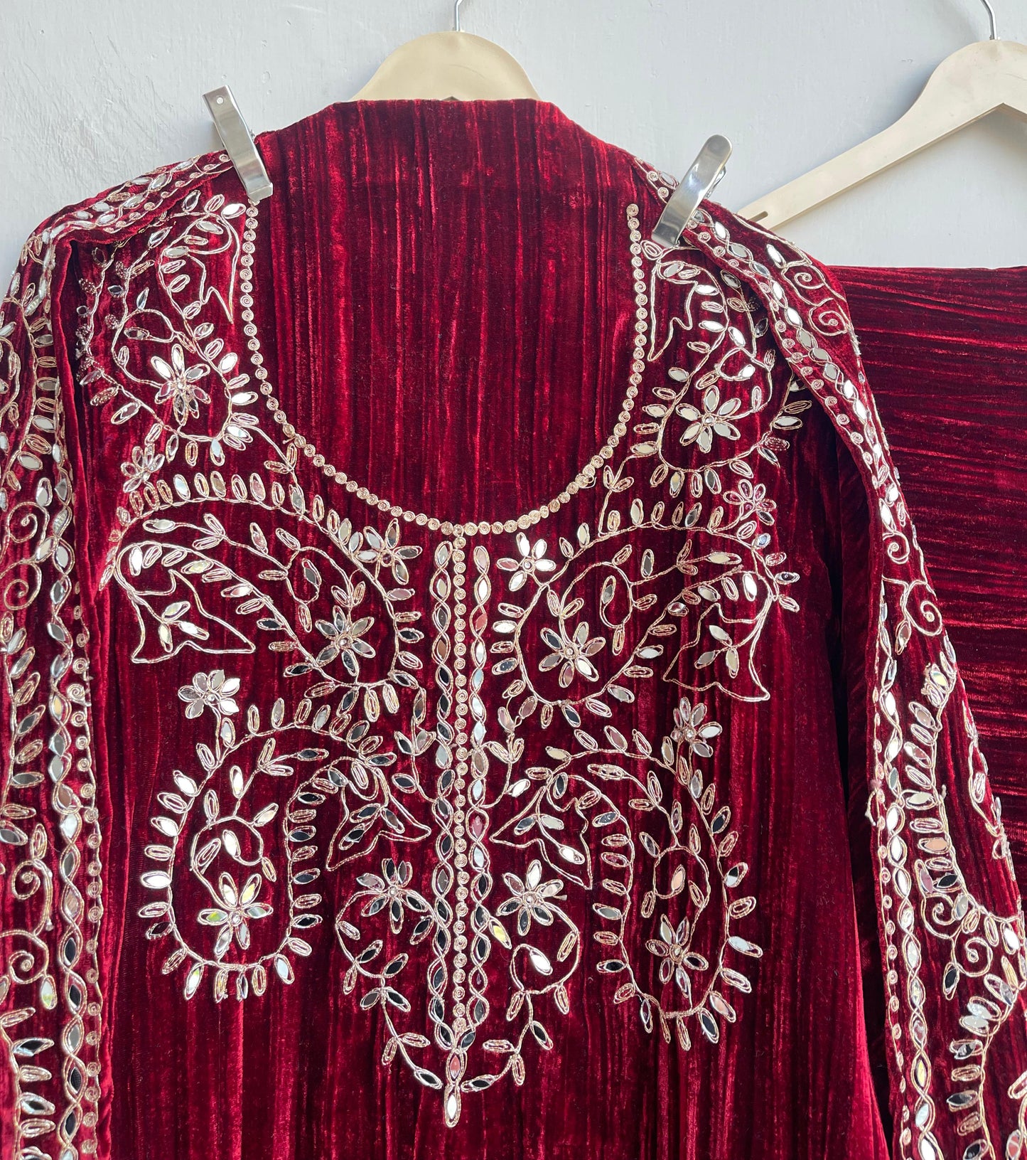 Crushed micra velvet unstitched ladies suit Rc18162