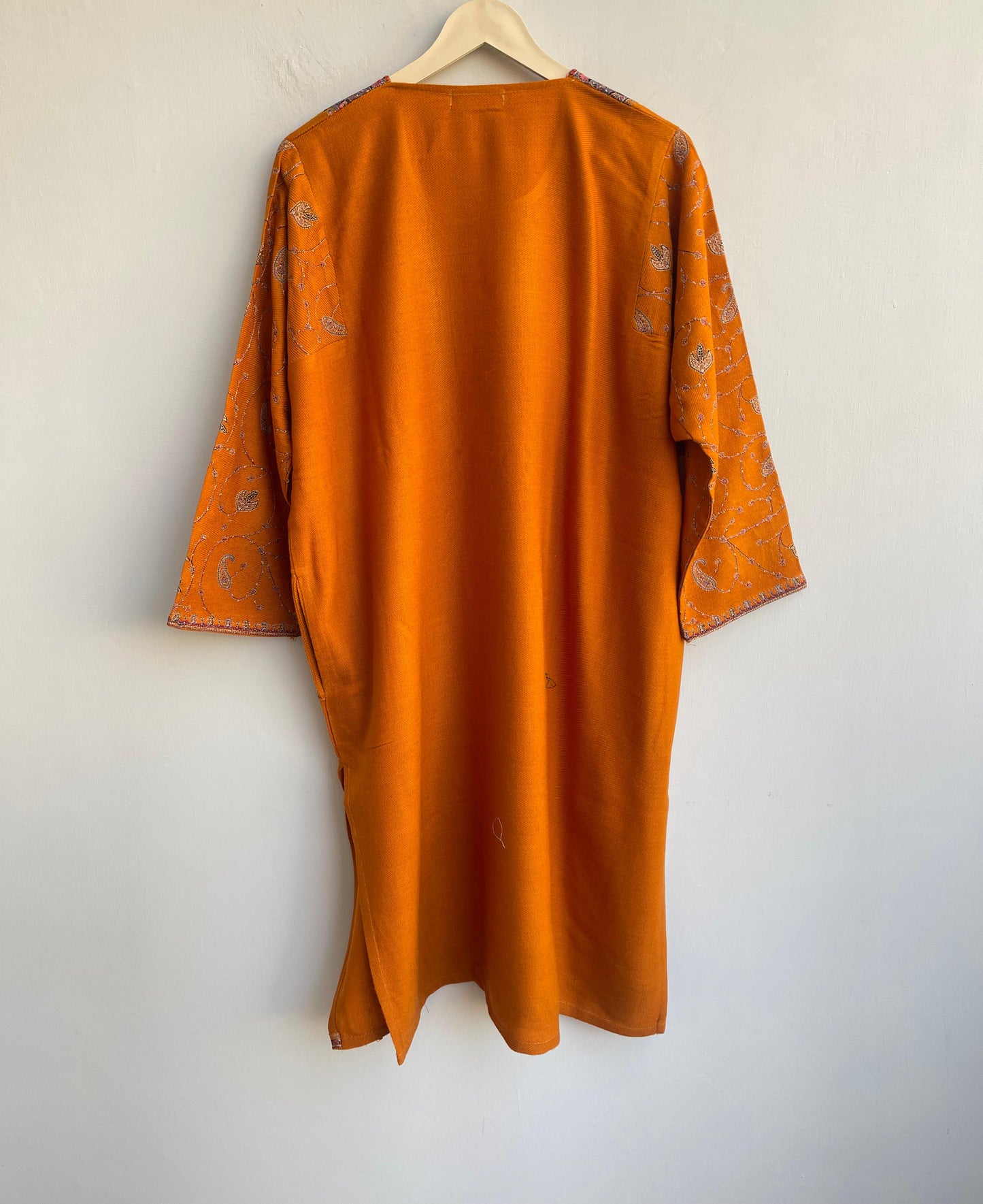 Kashmiri pheron readymade woolen kurta Rc18142 (a)