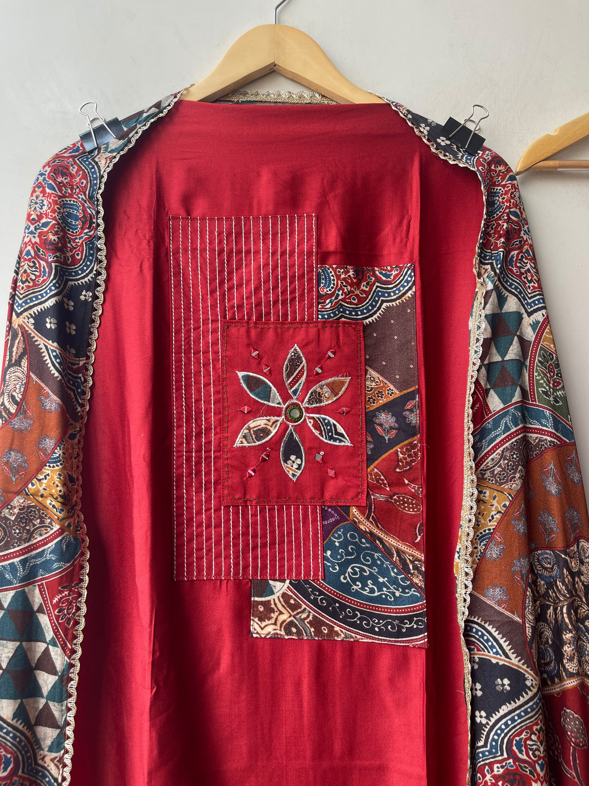 Exquisite Glaze Cotton Printed Fabric Unstitched Suit Set