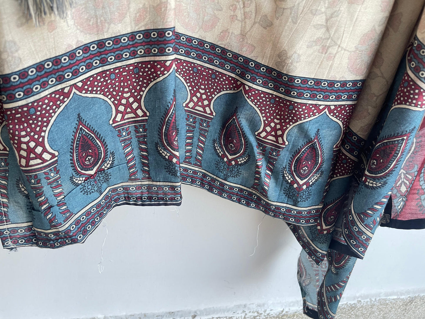 Self muslin unstitched ladies suit Rc18504