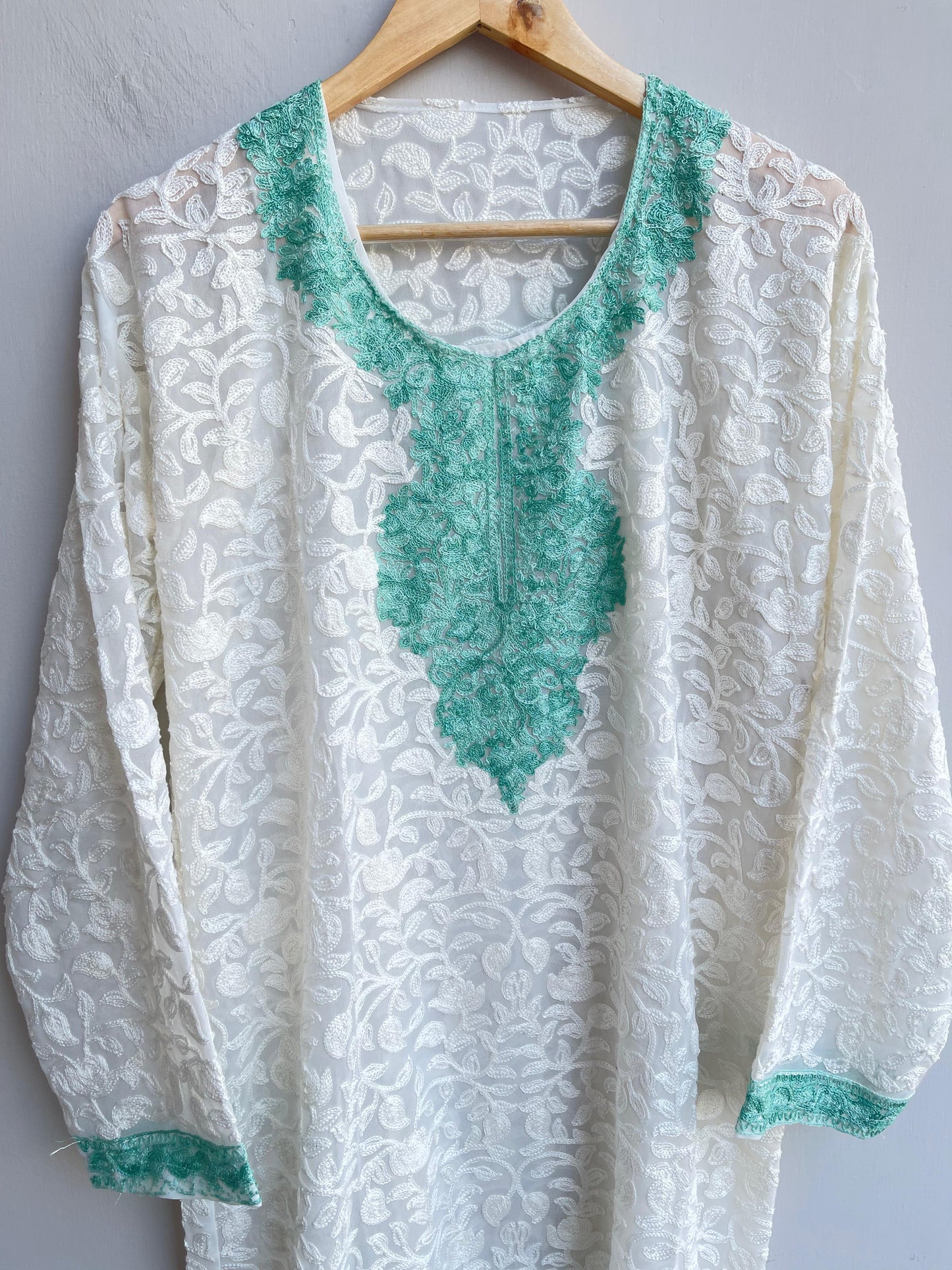 Resham Embroidered Ladies Readymade Kurta RC-18426 (a)