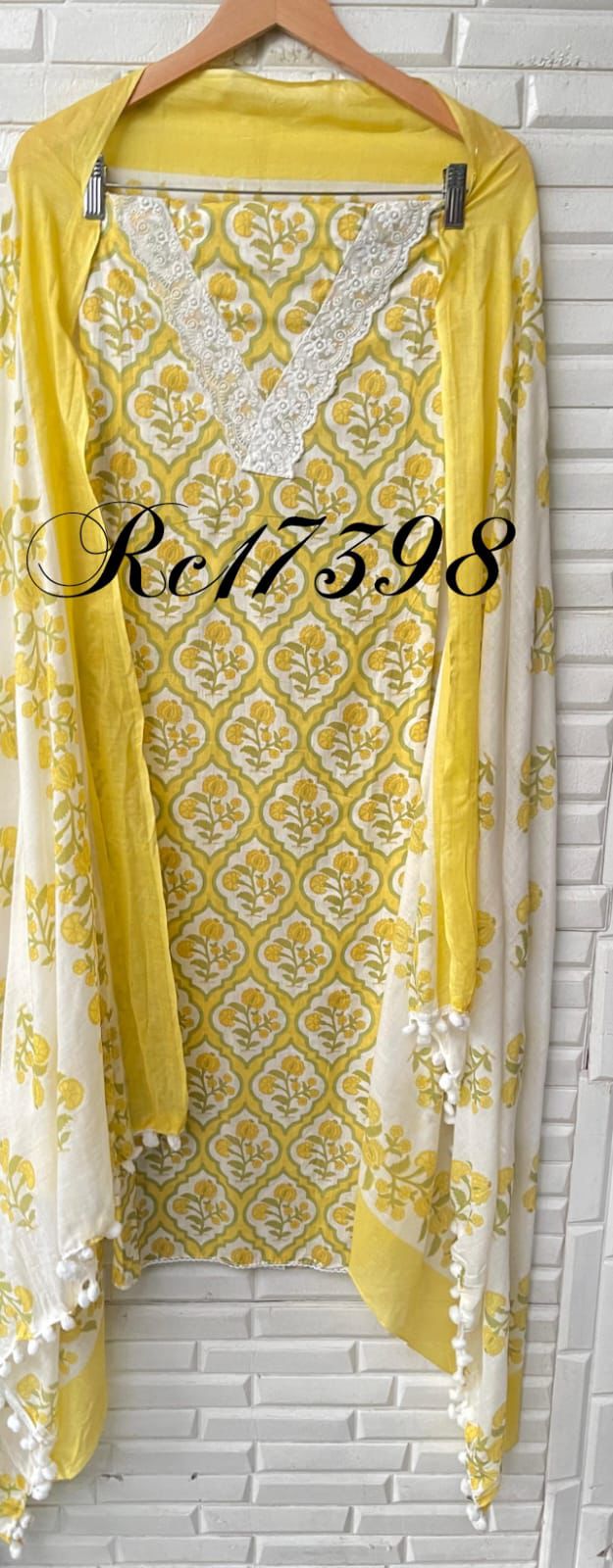 Cotton Printed Unstitched Ladies Suit Rc17398(c)