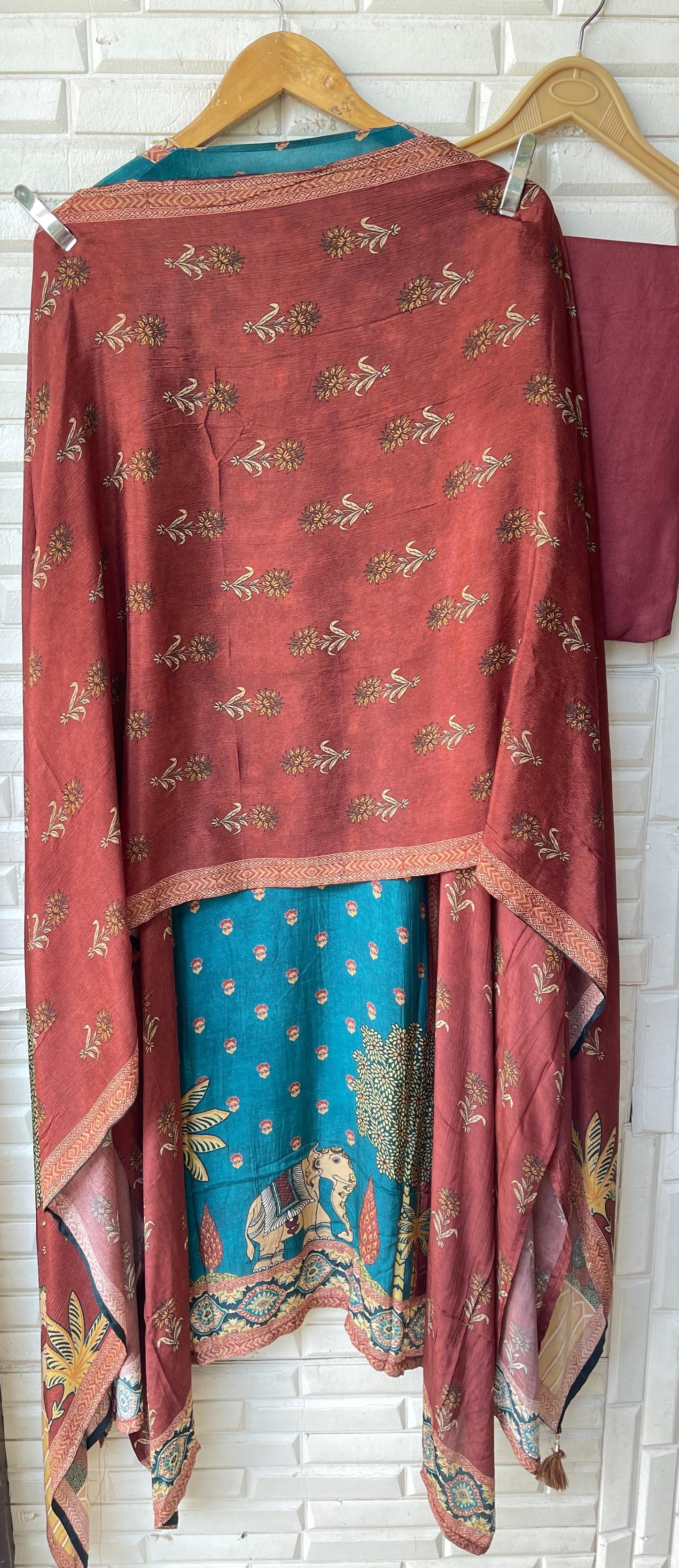 Satin crape unstitched ladies suit Rc17855