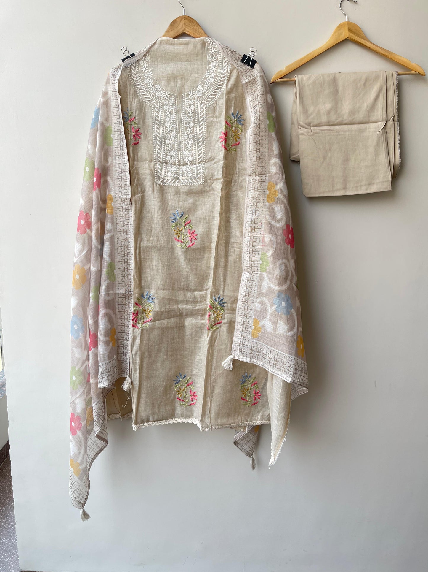 Mul chanderi unstitched ladies suit Rc18925