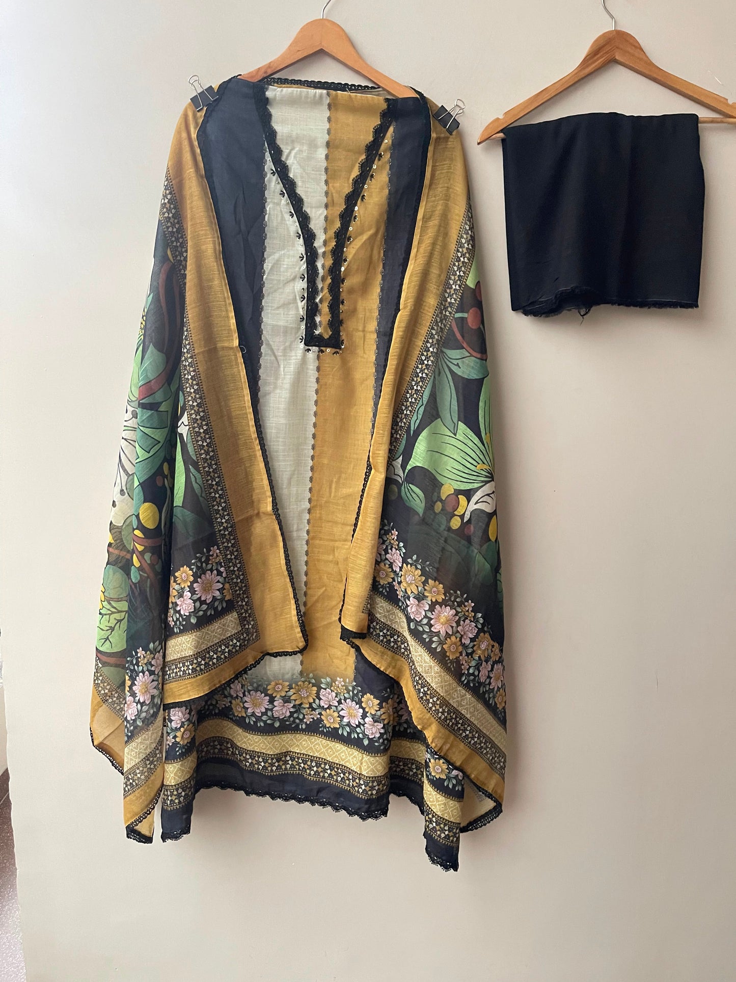 Self linen printed unstitched ladies suit Rc19222 (b)