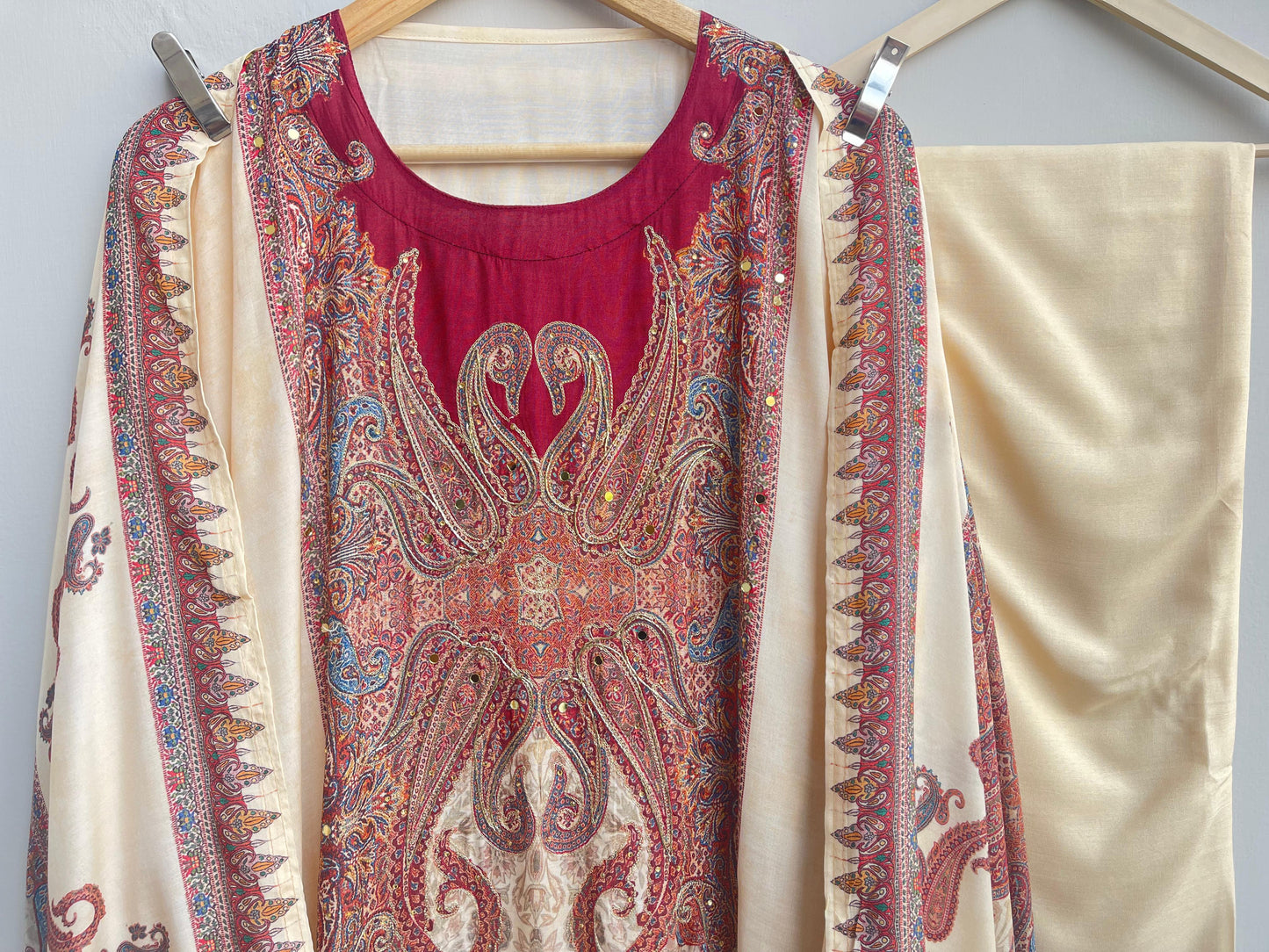 Muslin silk unstitched ladies suit Rc17944