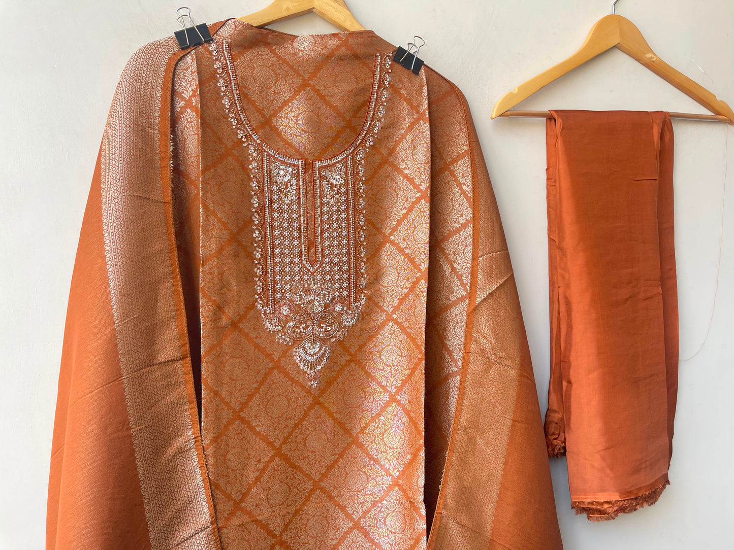 Fine Banarasi shimmer silk unstitched ladies suit Rc19261 (b)