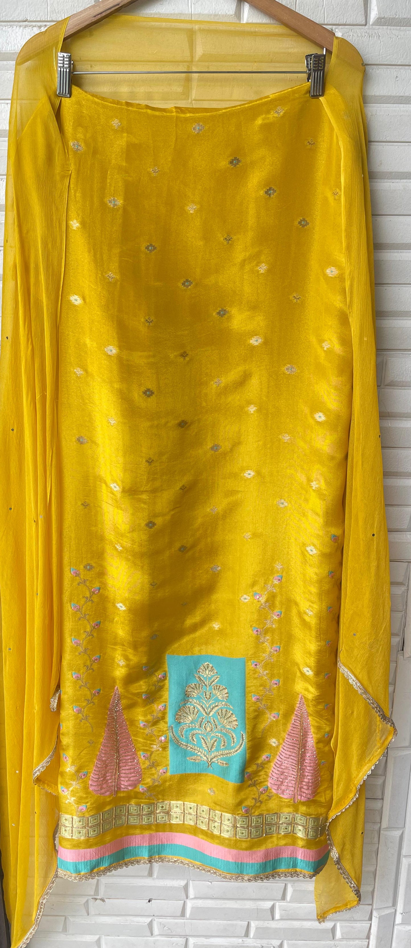Banarasi shimmer silk unstitched ladies suit Rc17527