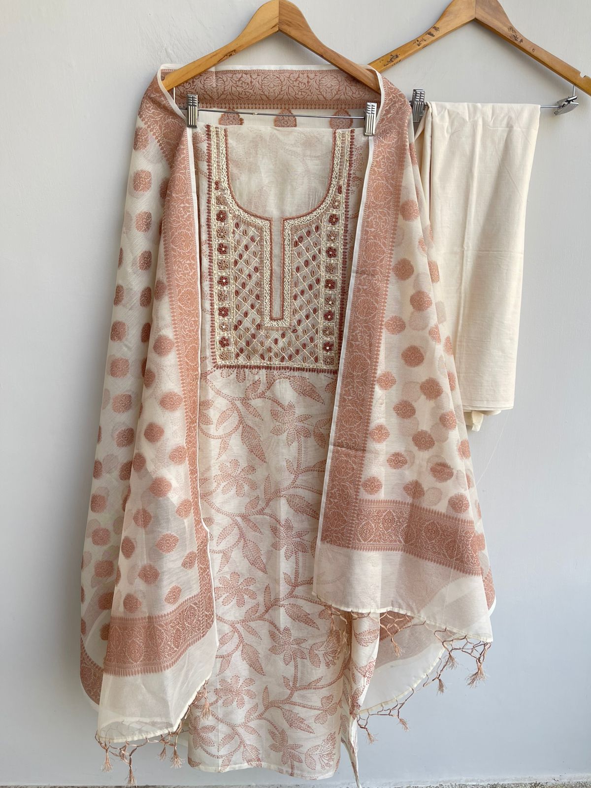 Fine kora printed unstitched ladies suit Rc18495