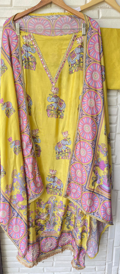 Silk unstitched ladies suit Rc17743