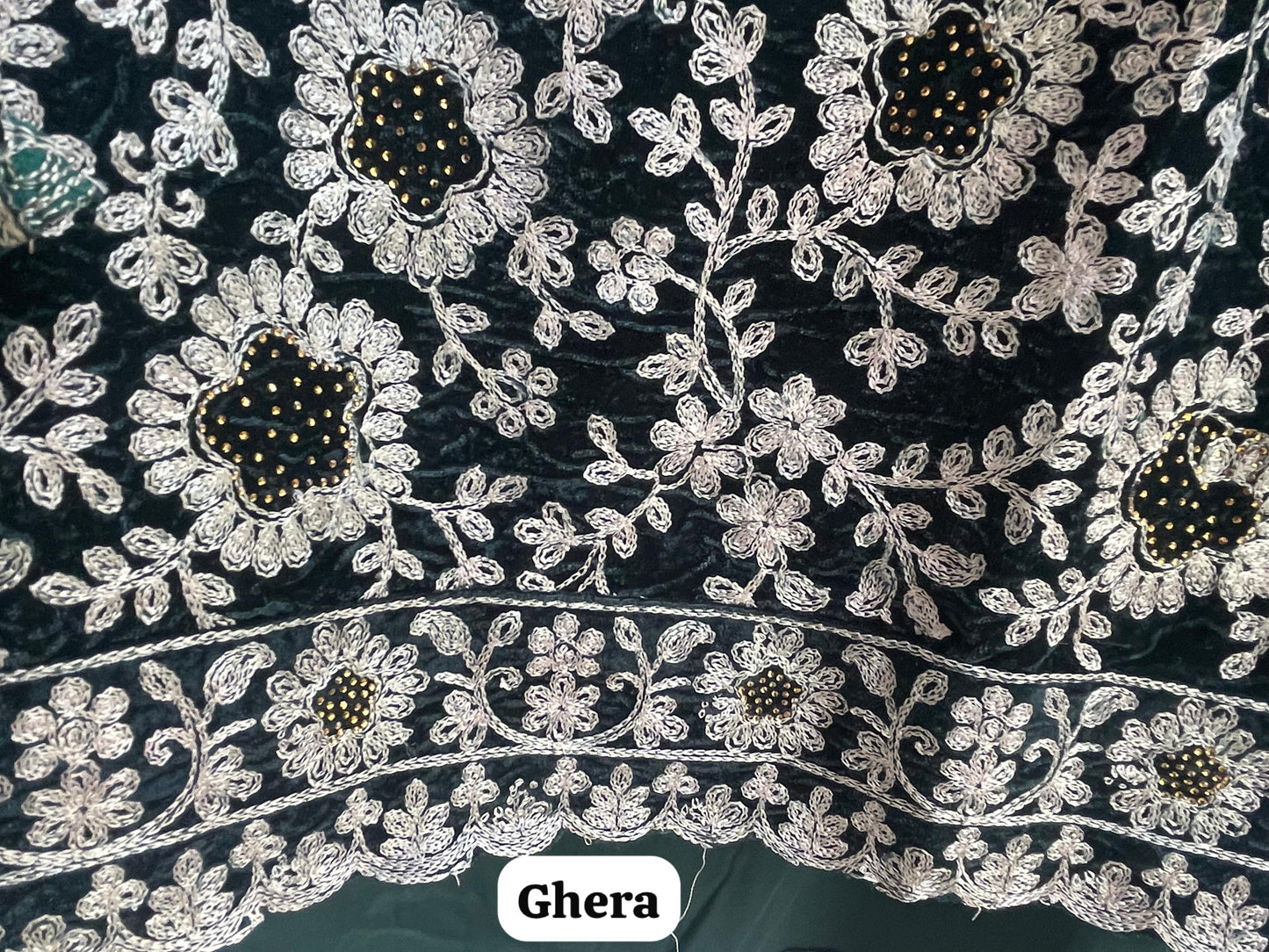 Resham embroidered unstitched velvet ladies suit Rc18838 (d)