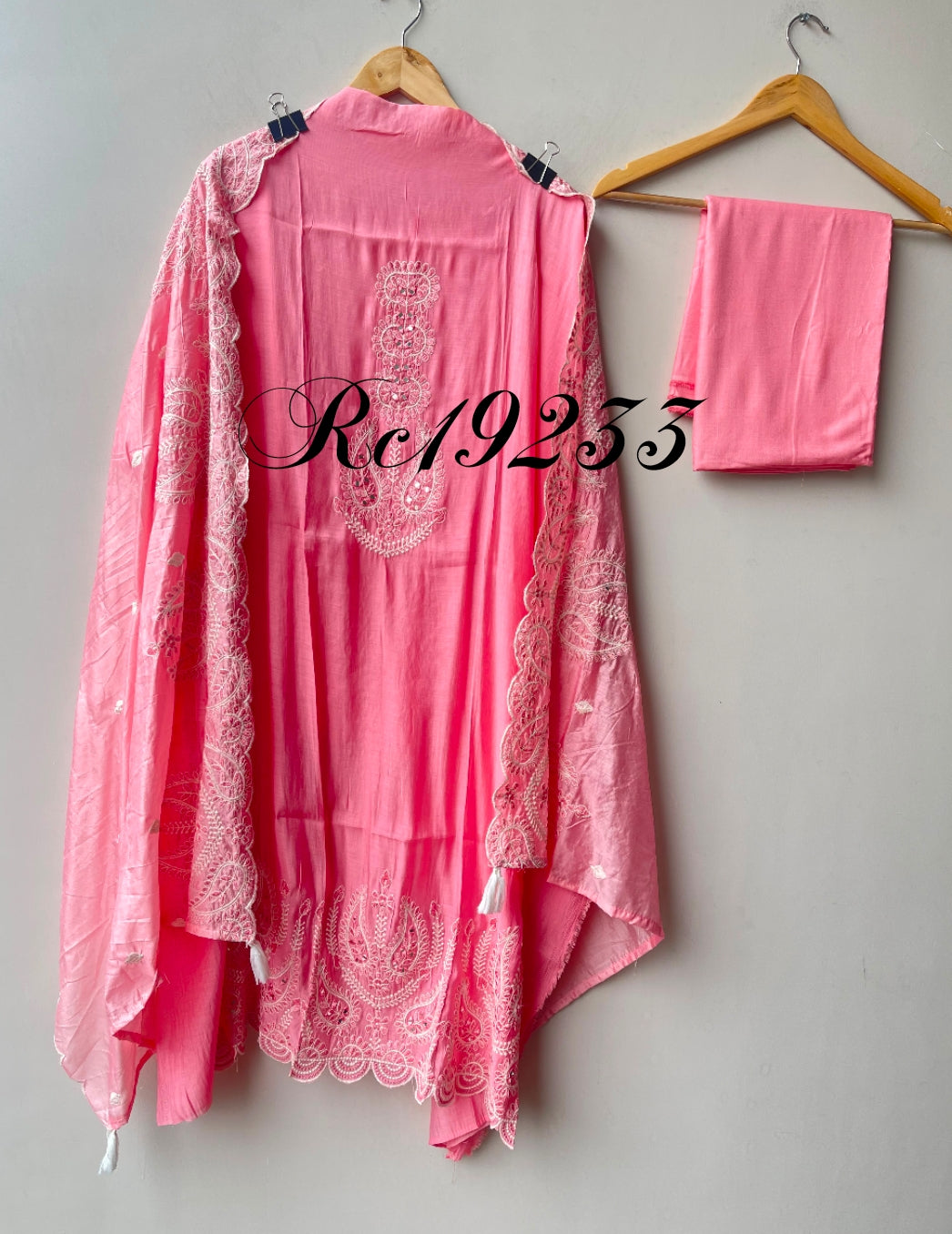 Mul chanderi unstitched ladies suit Rc19233 (b)