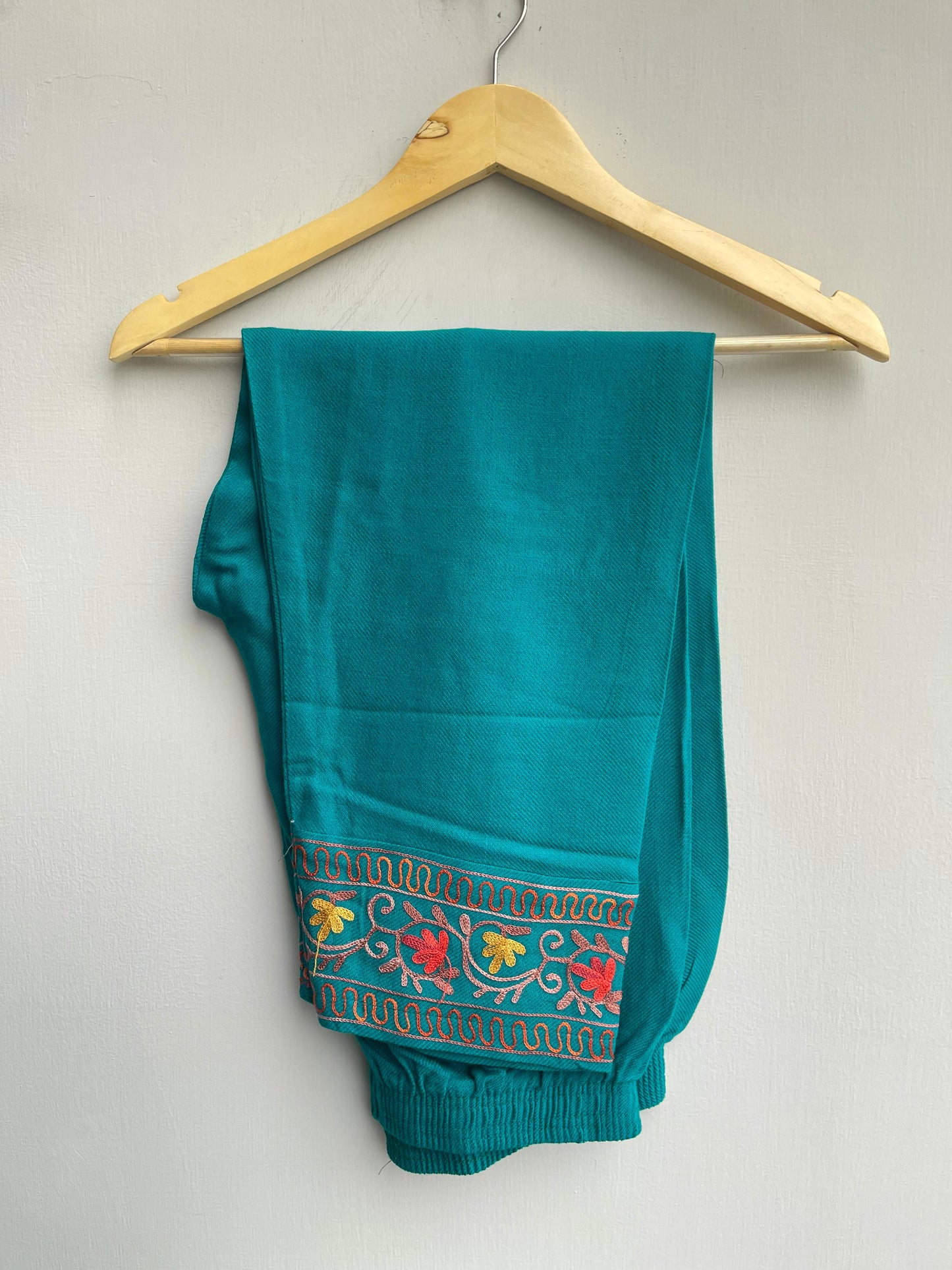 Kashmiri pheron readymade ladies coord set Rc18296