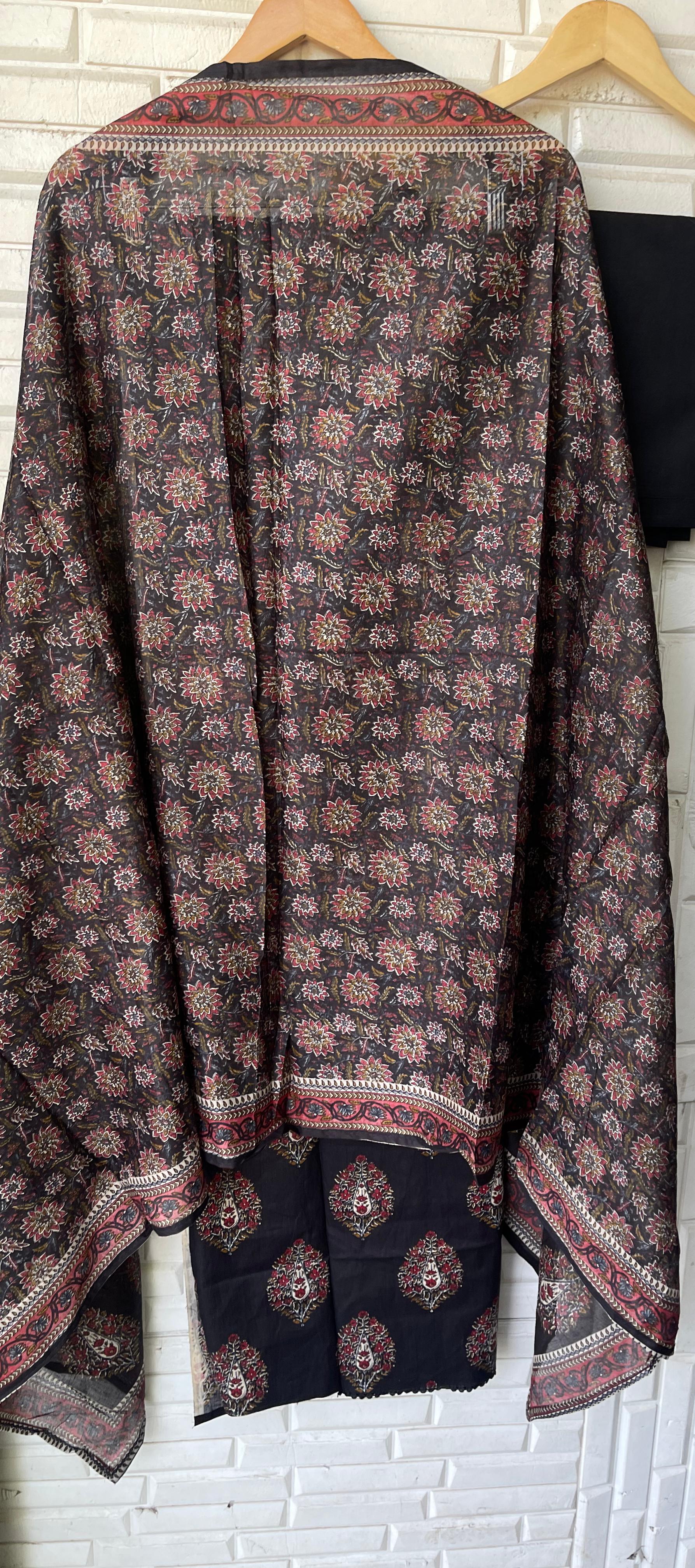 Mul cotton printed unstitched salwar suit with mirror-work embroidery – RoyalChicByPriti