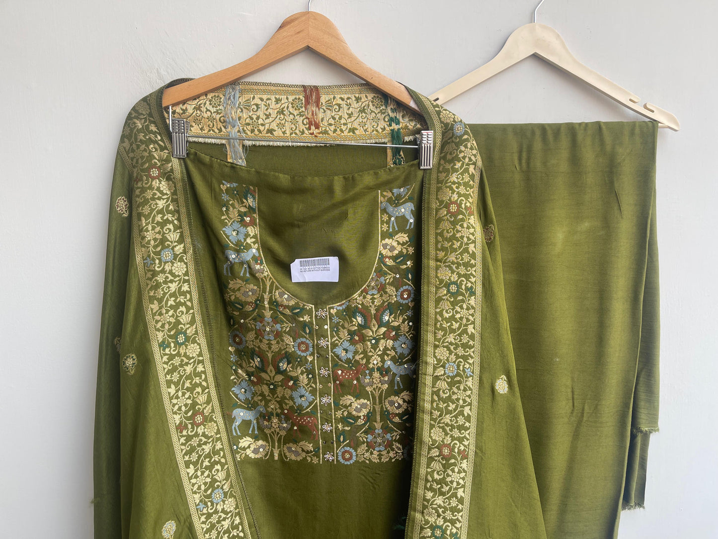 Banarasi silk unstitched ladies suit Rc18242 (b)