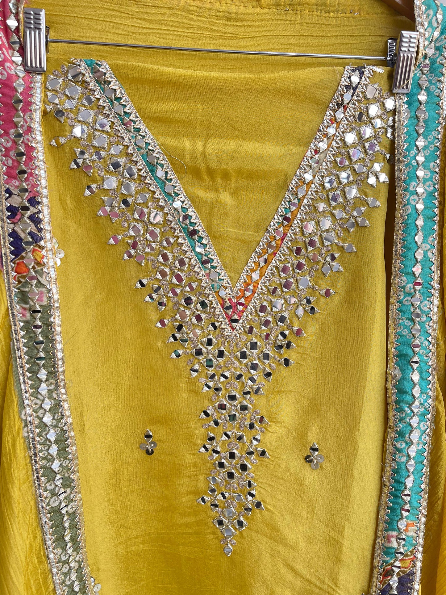 Silk unstitched ladies suit Rc18802