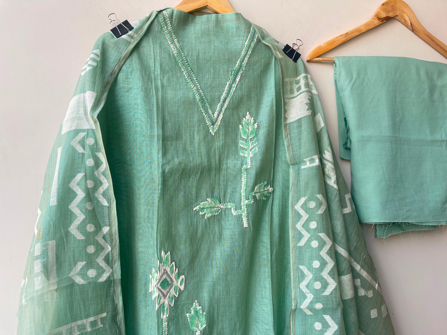 Pure mul chanderi unstitched ladies suit Rc19003 (a)