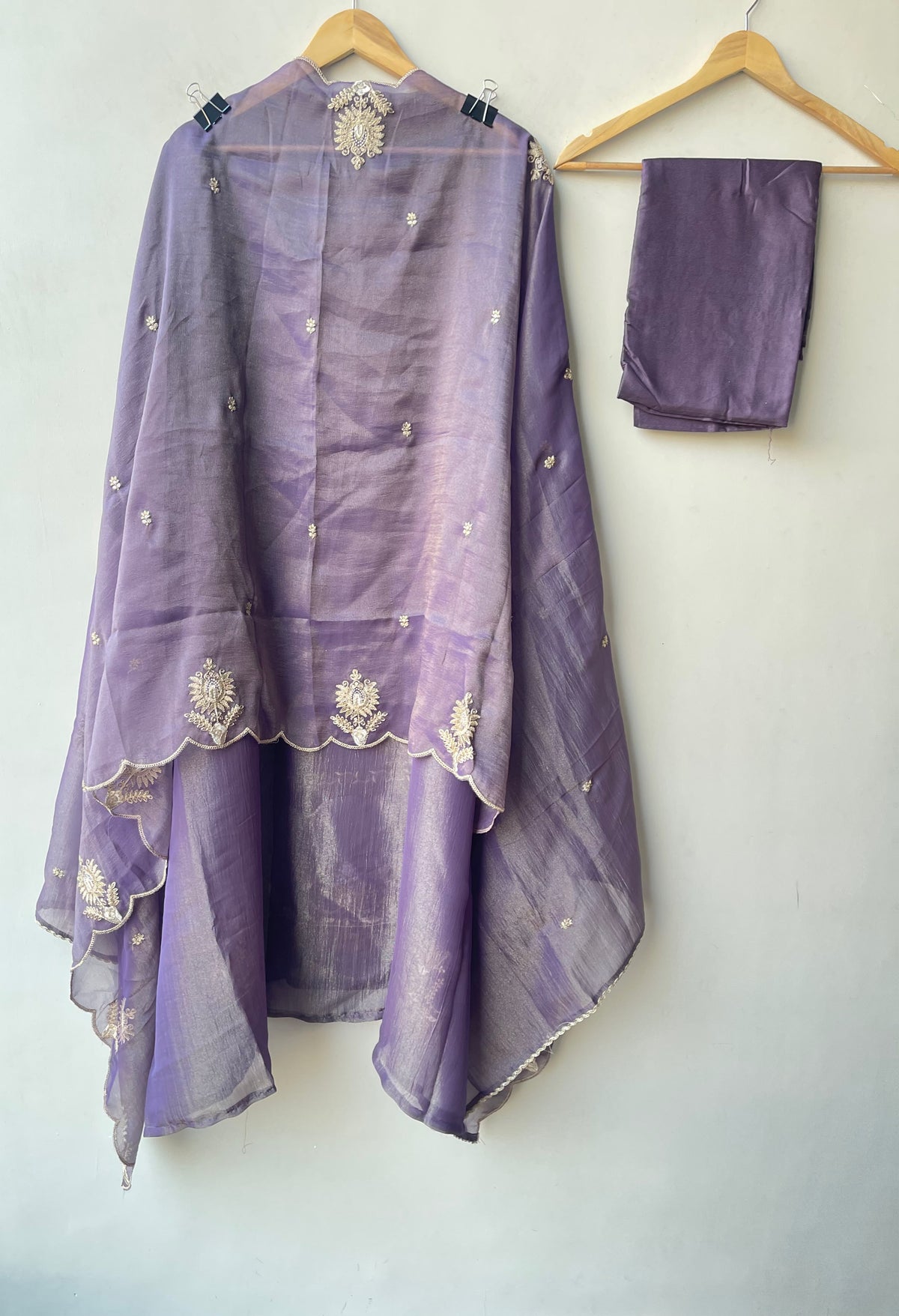 Elegant Shimmer Tissue Organza Unstitched 3 Pcs Suit Set