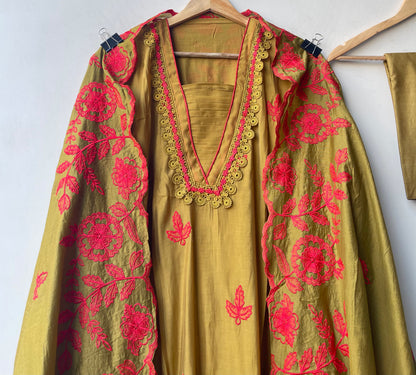 Designer Mul Chanderi 3 Pcs Unstitched Suit Set