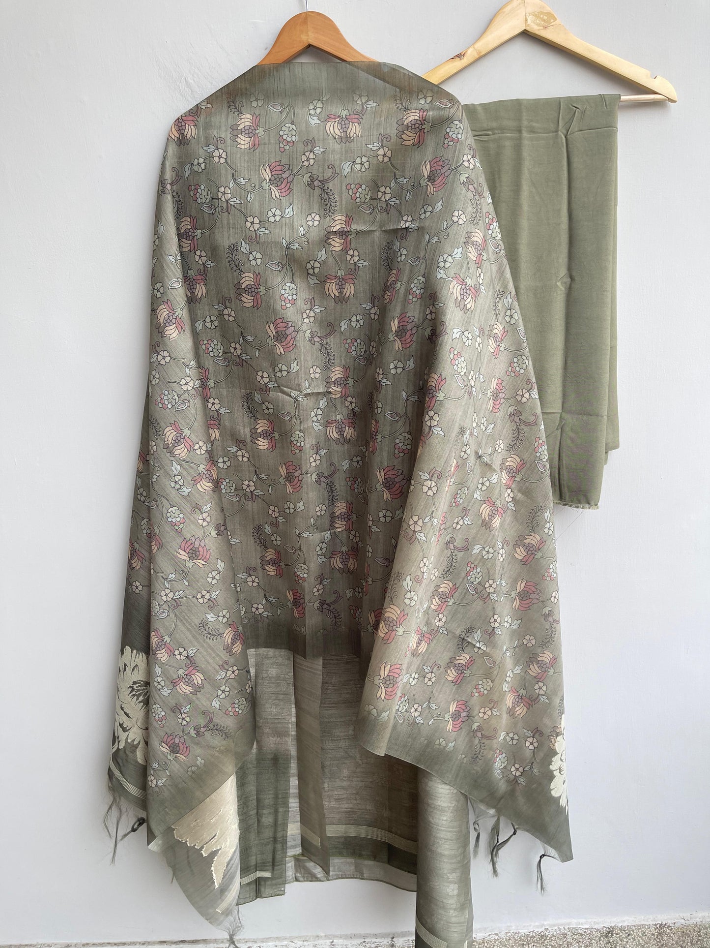 Self Khaadi Silk Unstitched Ladies Suit RC-18560 (d)