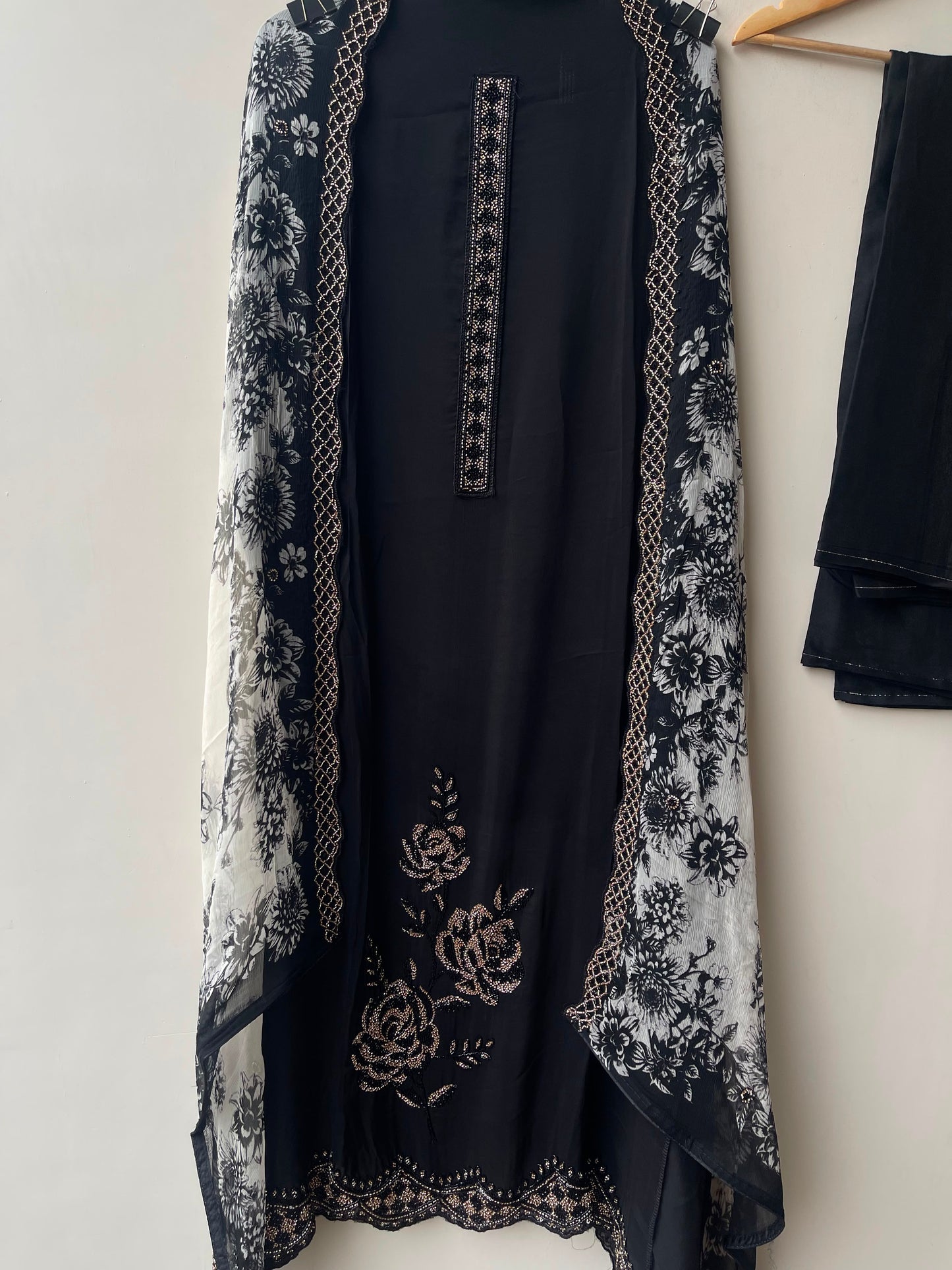 Pure organza unstitched ladies suit Rc19044
