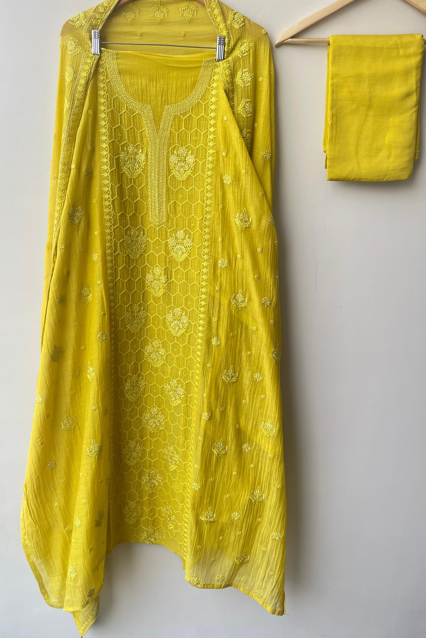 Pure Mul Chanderi Ladies Unstitched Suit RC-18794 (a) – view 8